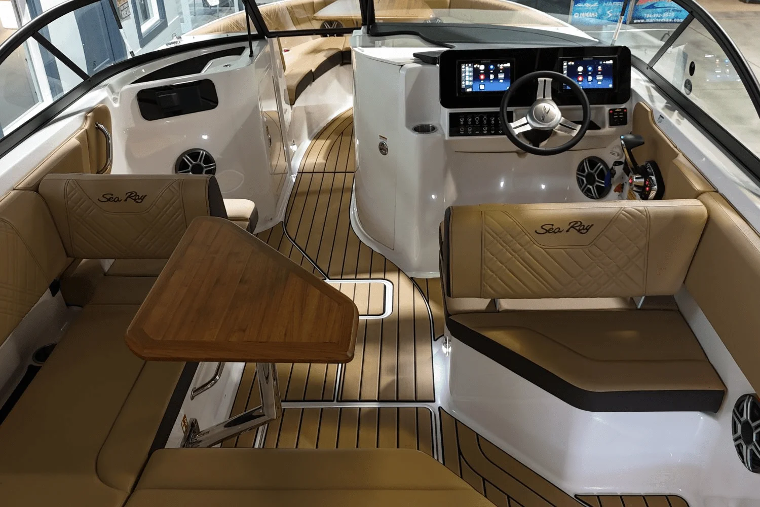 2026 Sea Ray SDX 230 Image Thumbnail #19