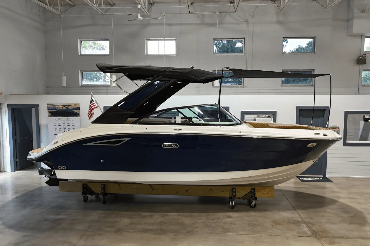 2026 Sea Ray SDX 230 Image Thumbnail #1