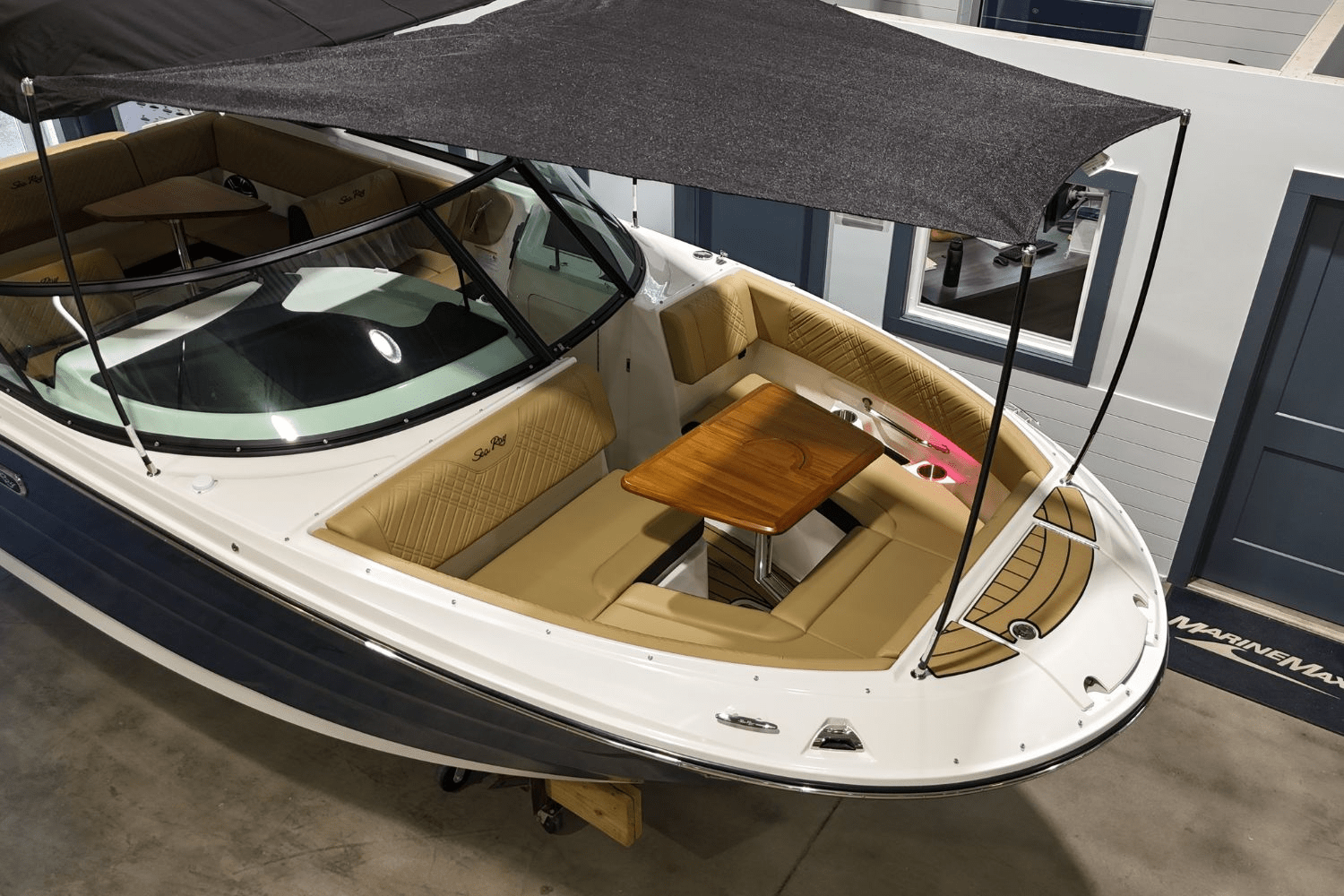 2026 Sea Ray SDX 230 Image Thumbnail #5