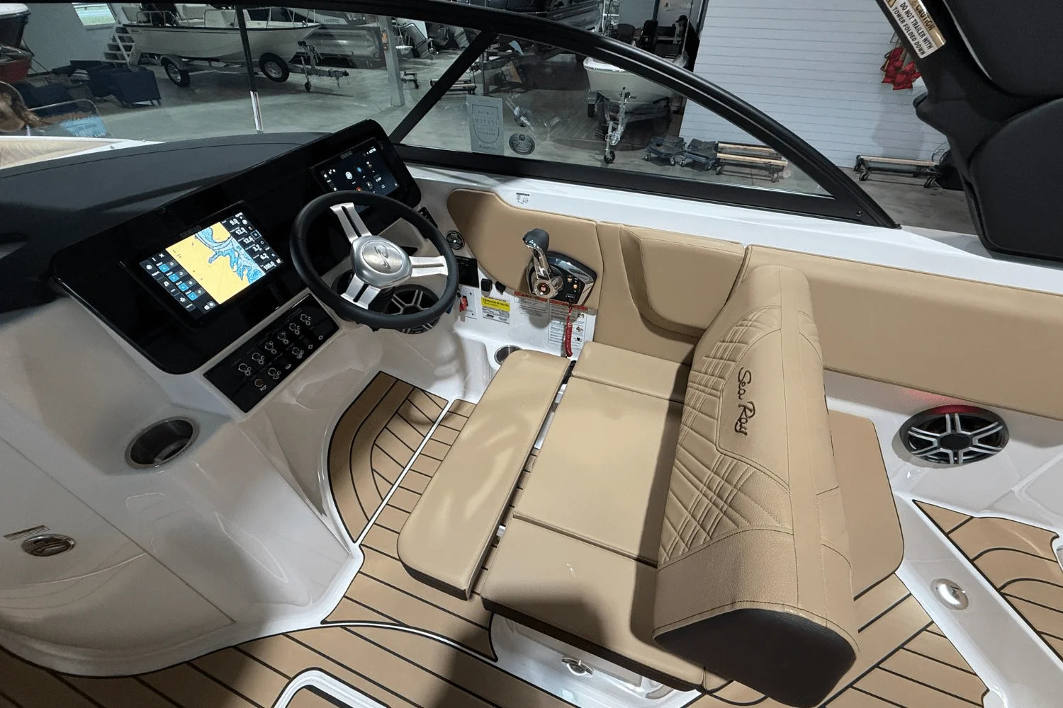 2026 Sea Ray SDX 230 Image Thumbnail #22