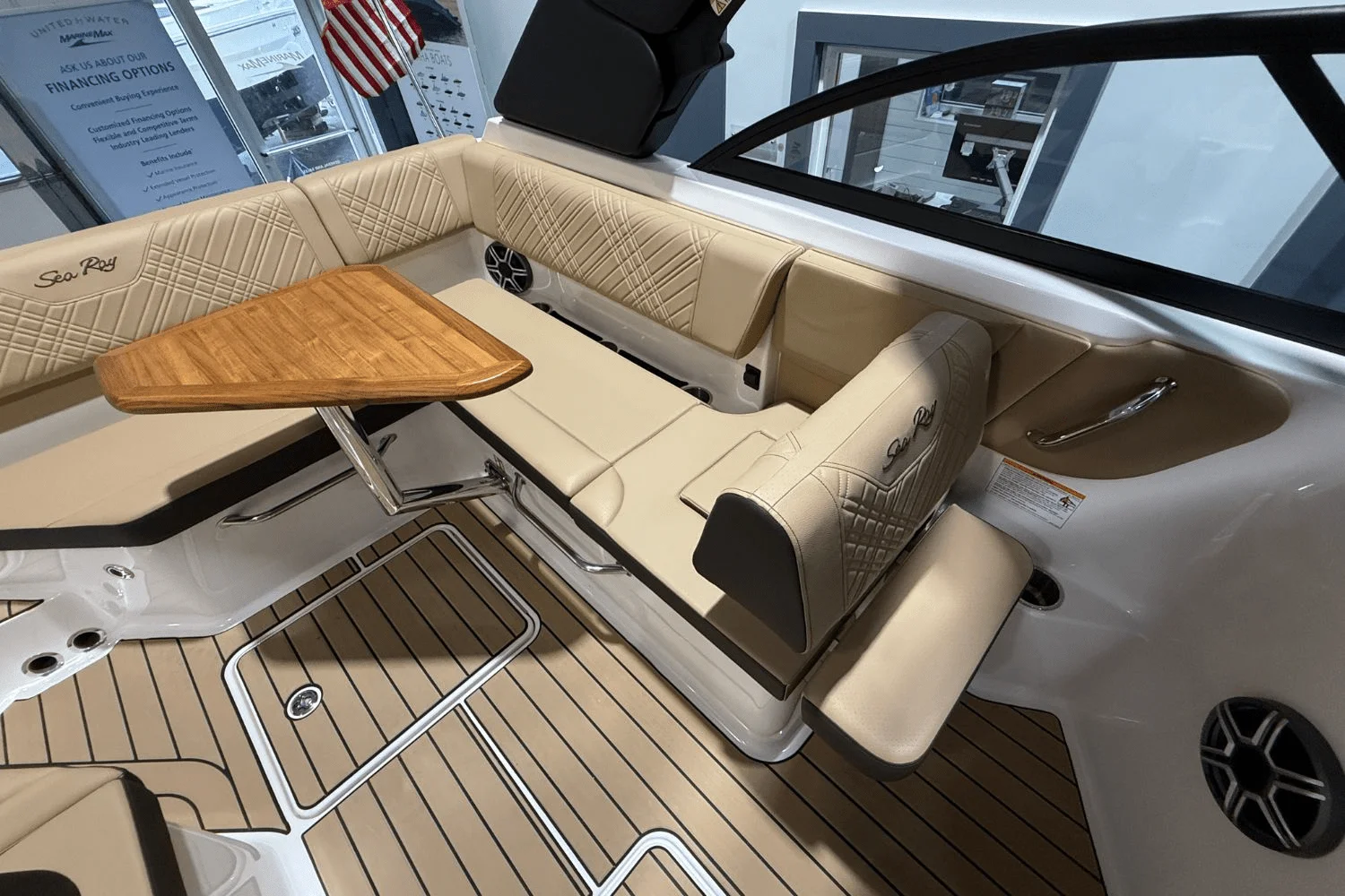 2026 Sea Ray SDX 230 Image Thumbnail #17