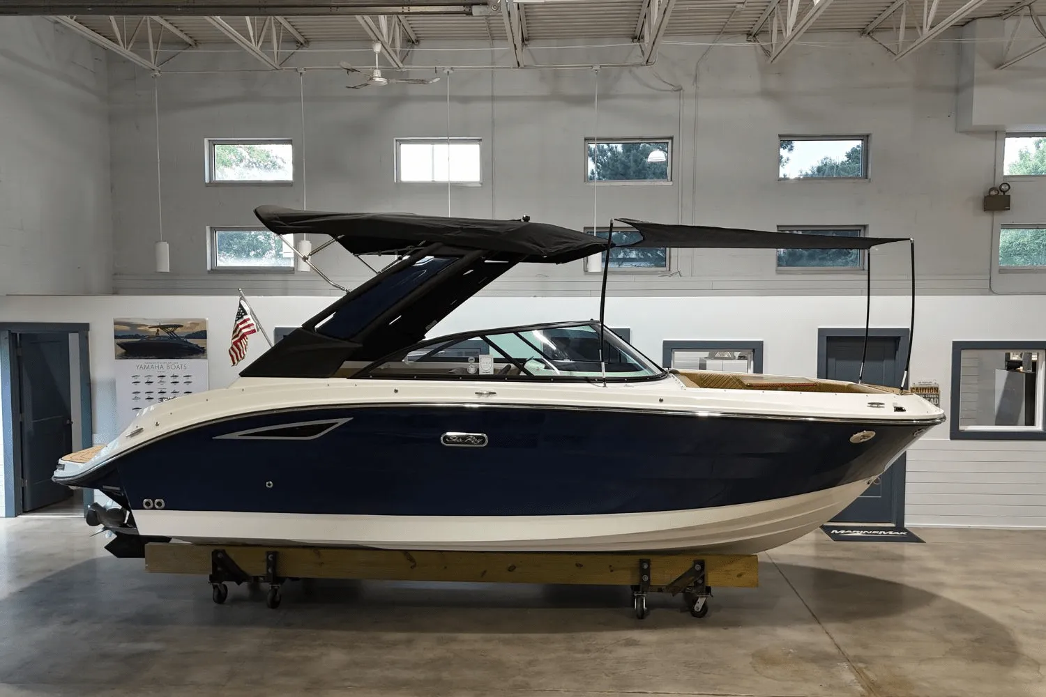 2026 Sea Ray SDX 230 Image Thumbnail #0