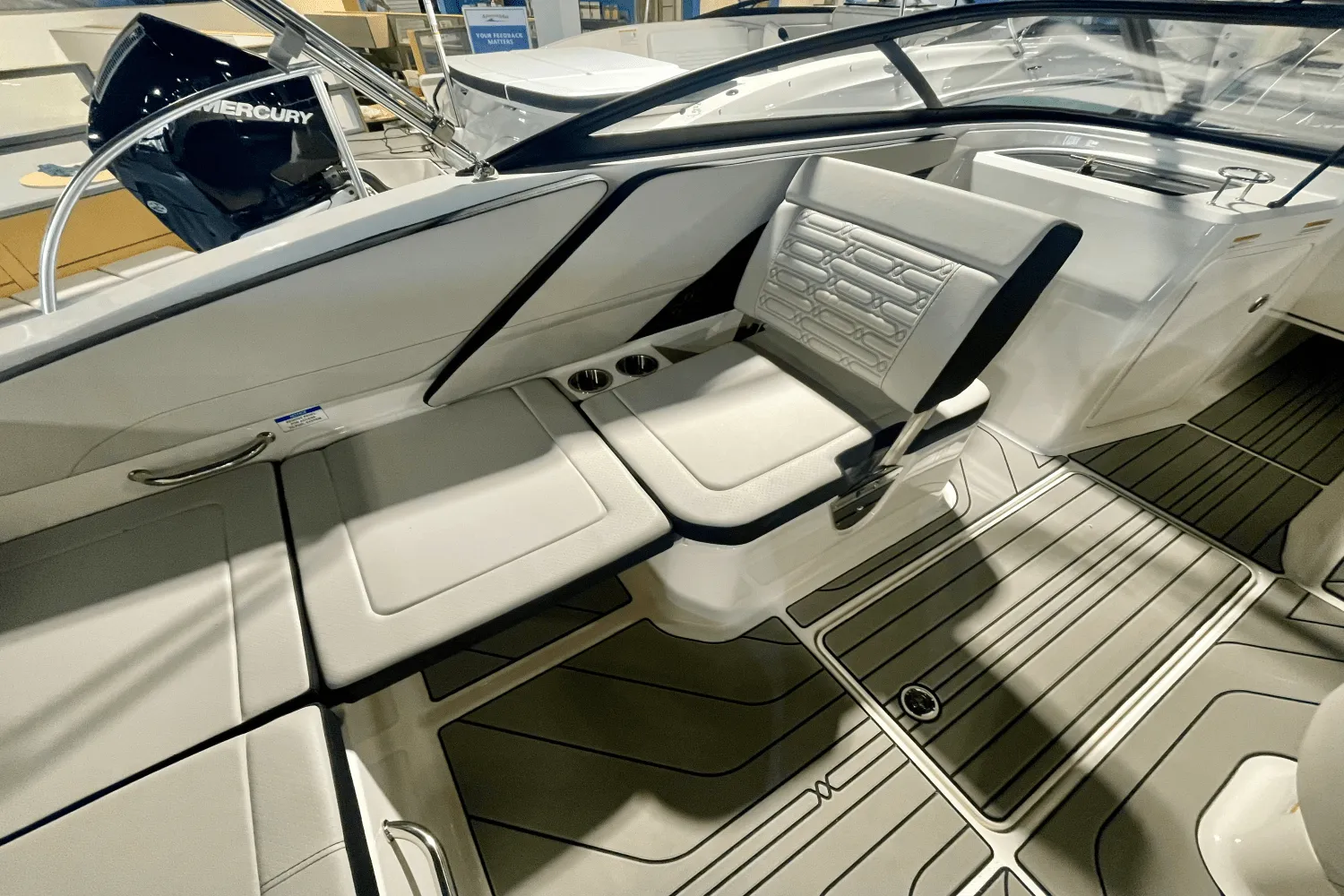 2025 Sea Ray SPX 210 Outboard Image Thumbnail #6