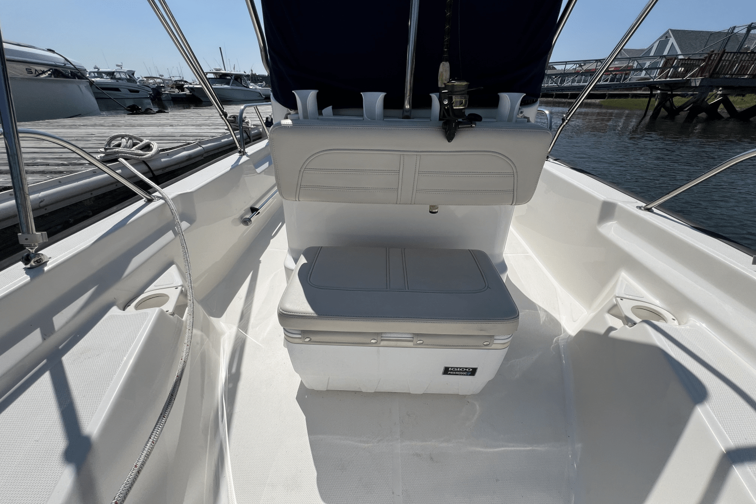 2022 Boston Whaler 150 MONTAUK Image Thumbnail #4