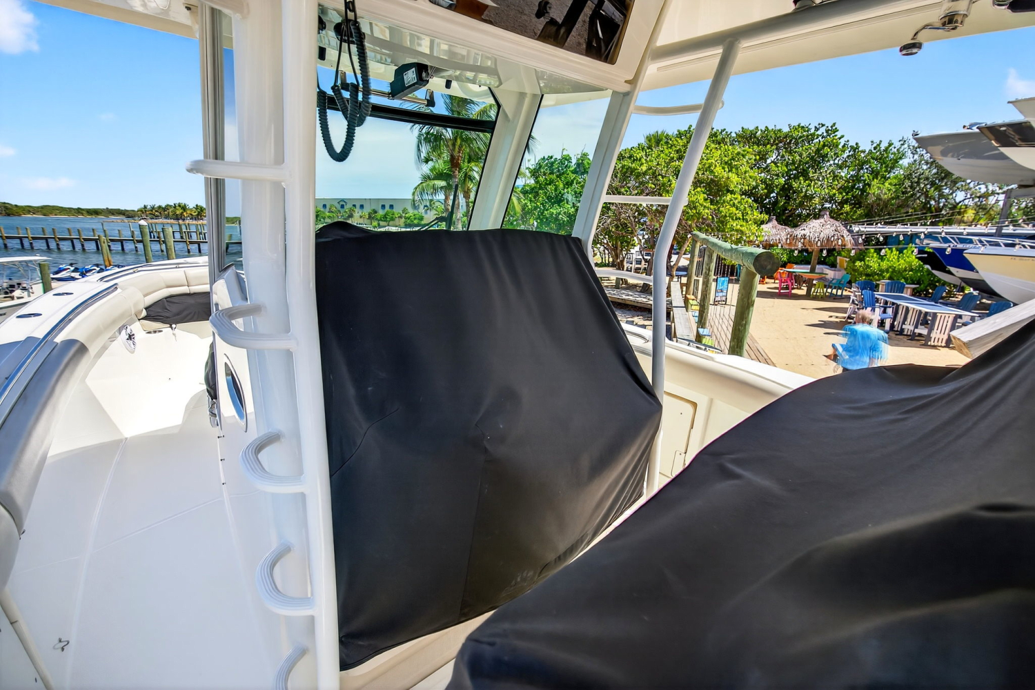 2021 Boston Whaler 330 OUTRAGE Image Thumbnail #37