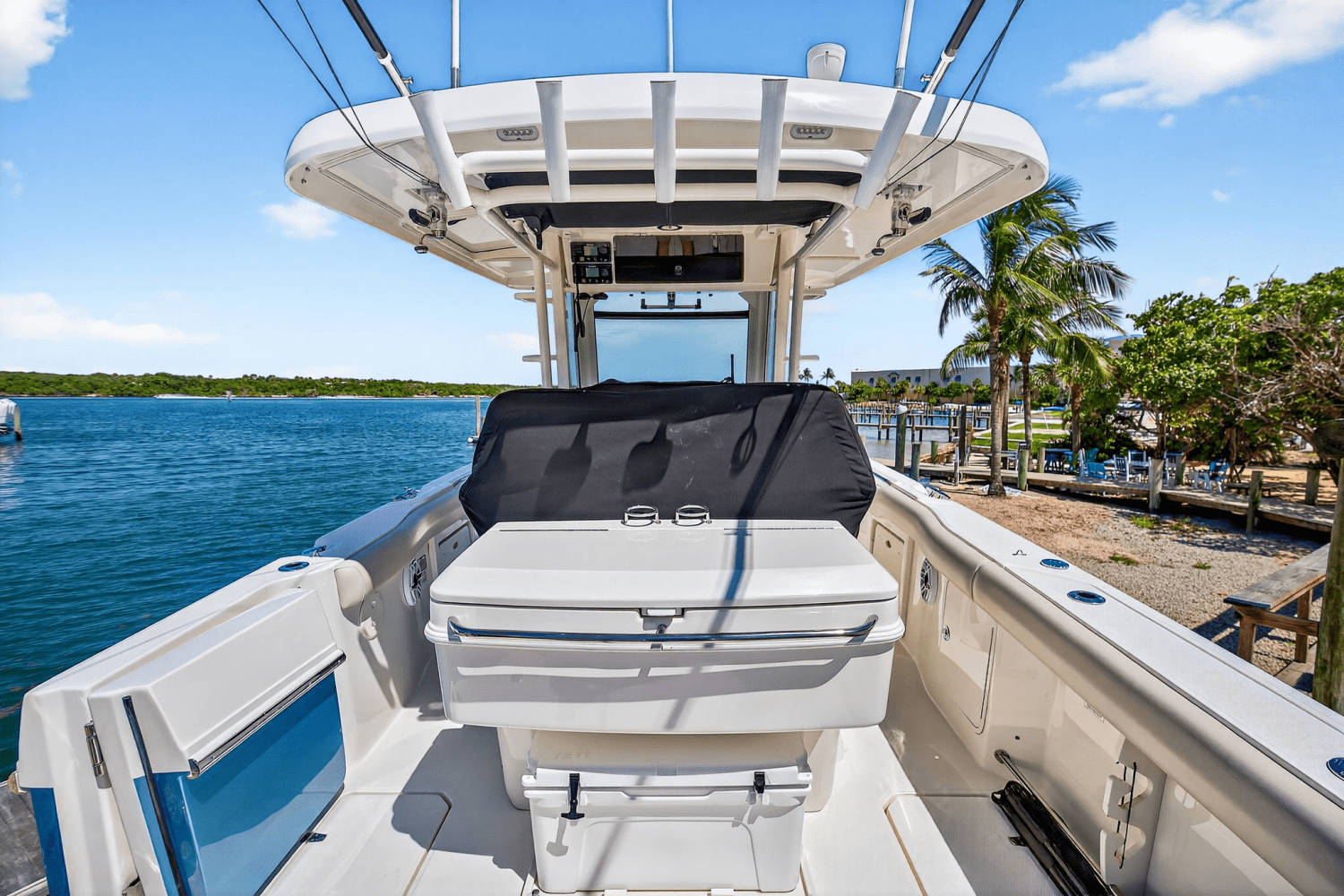 2021 Boston Whaler 330 OUTRAGE Image Thumbnail #34