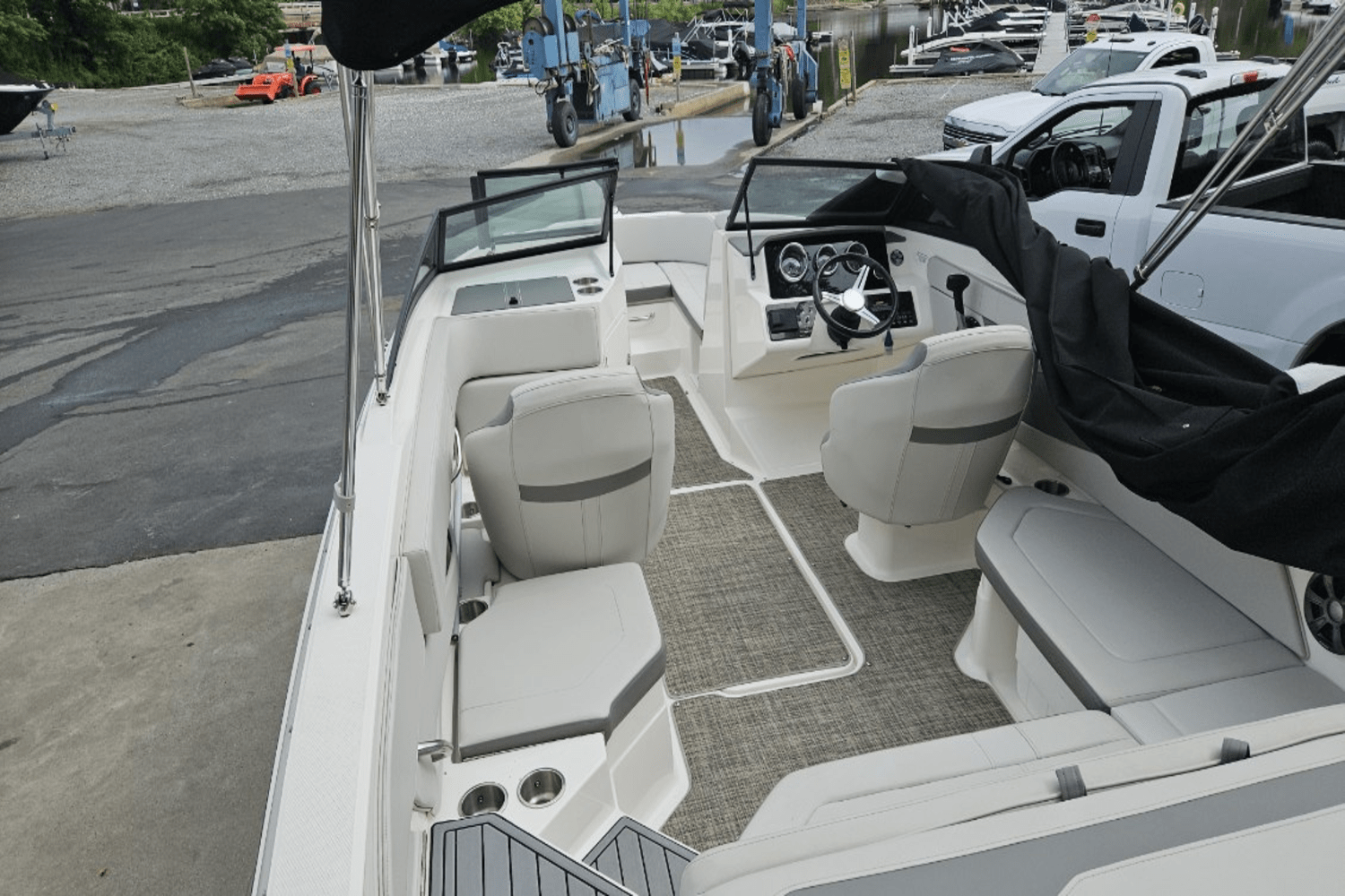 2020 Sea Ray 21 SPX Image Thumbnail #6