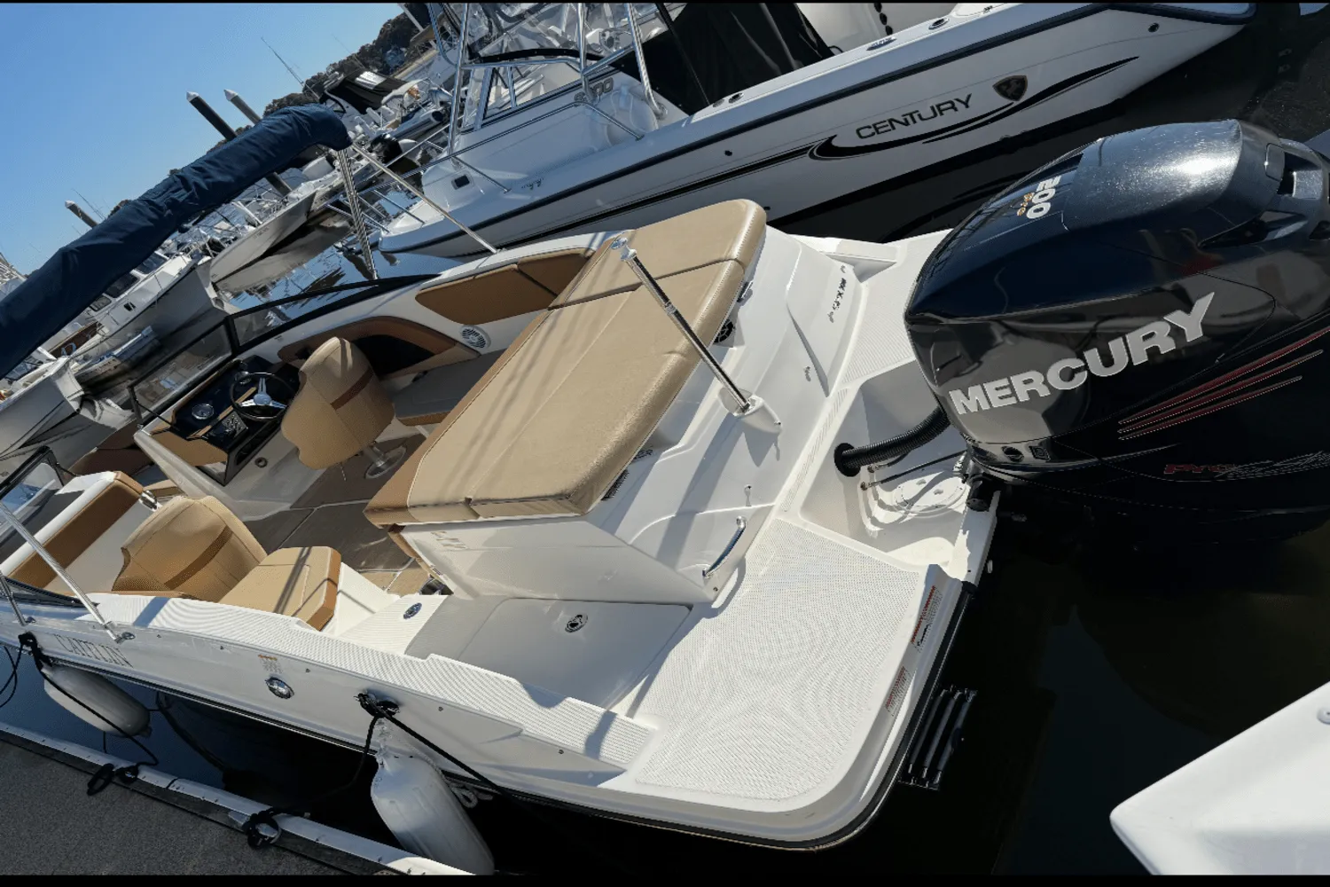 2018 Sea Ray 230 SPX OUTBOARD Image Thumbnail #29