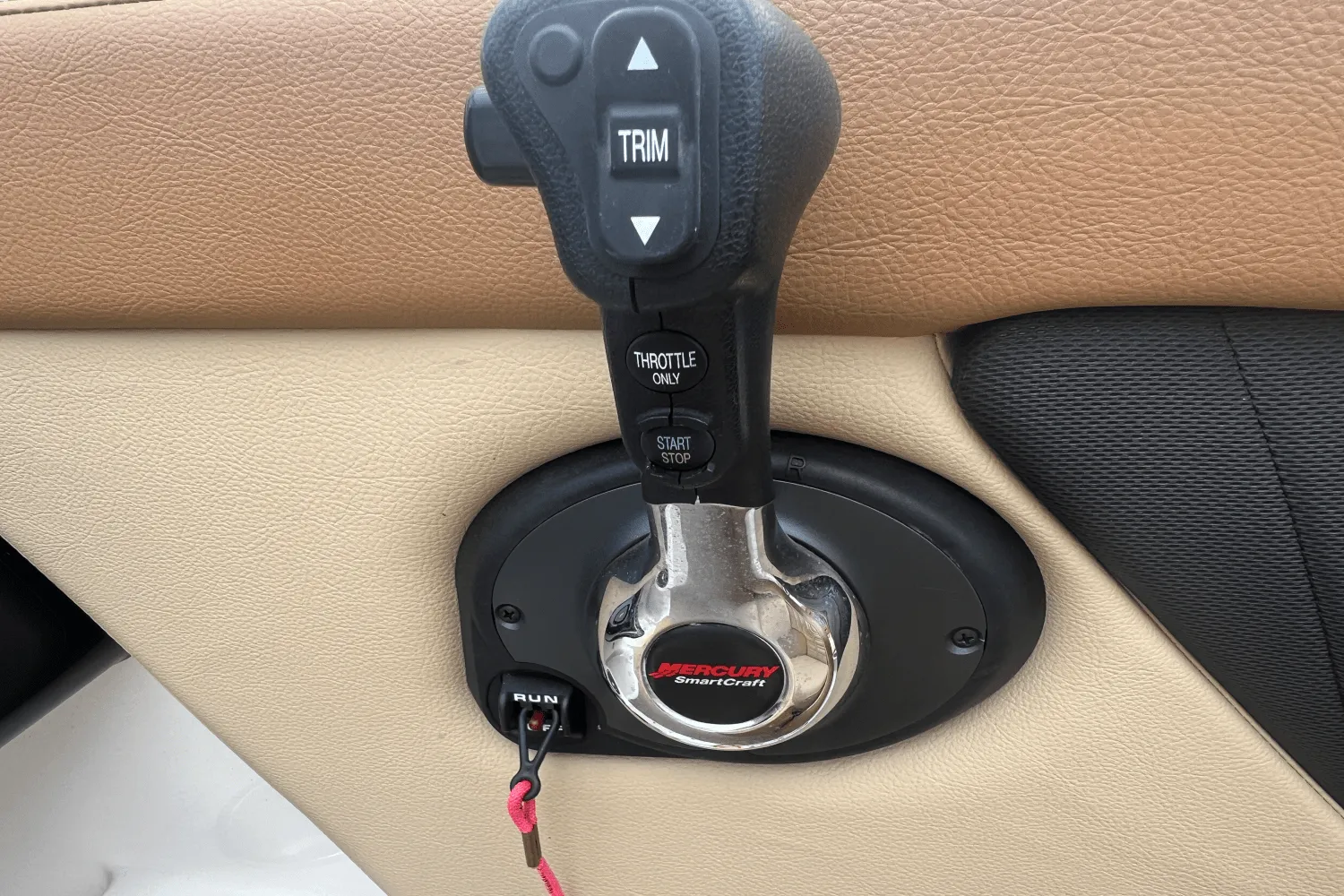 2018 Sea Ray 230 SPX OUTBOARD Image Thumbnail #10