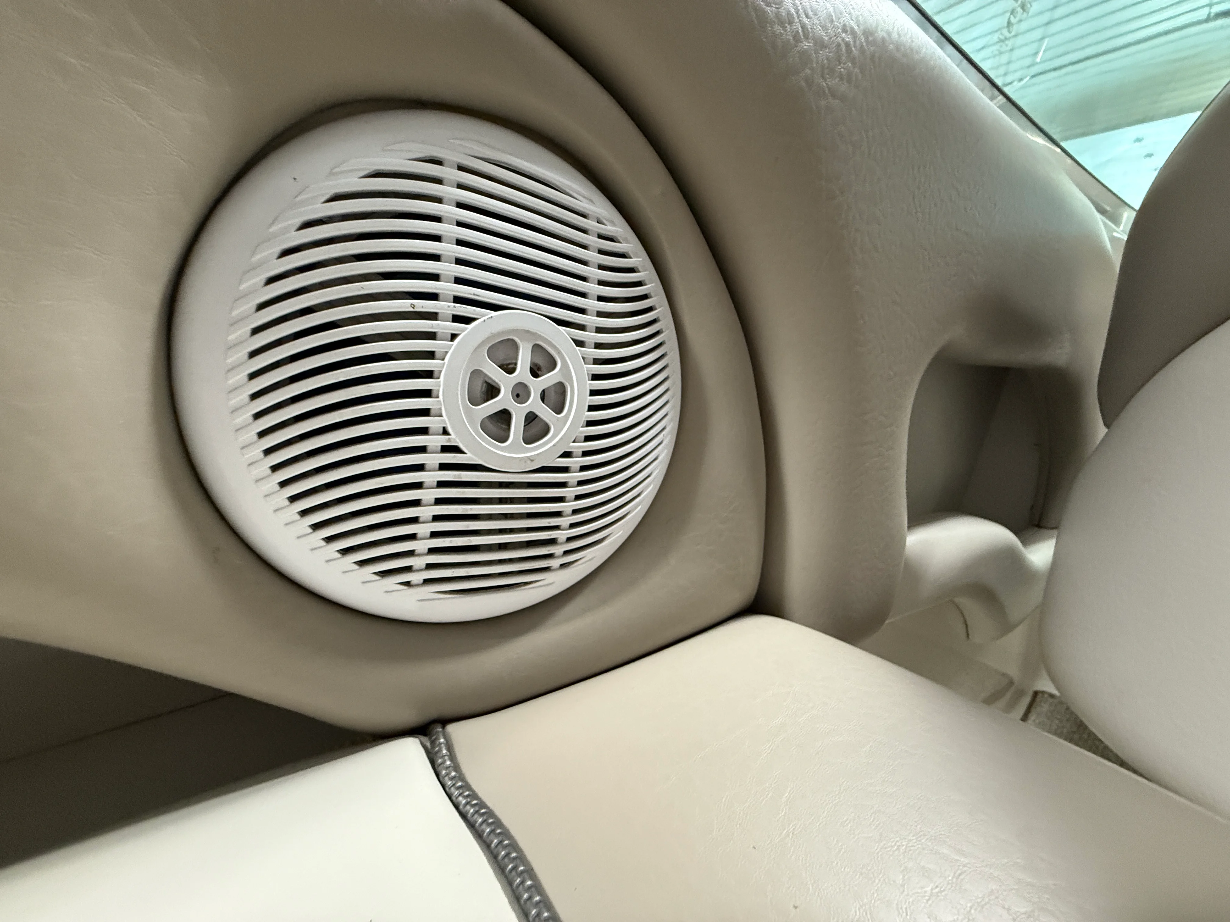 2003 Sea Ray 220 SUNDECK Image Thumbnail #47