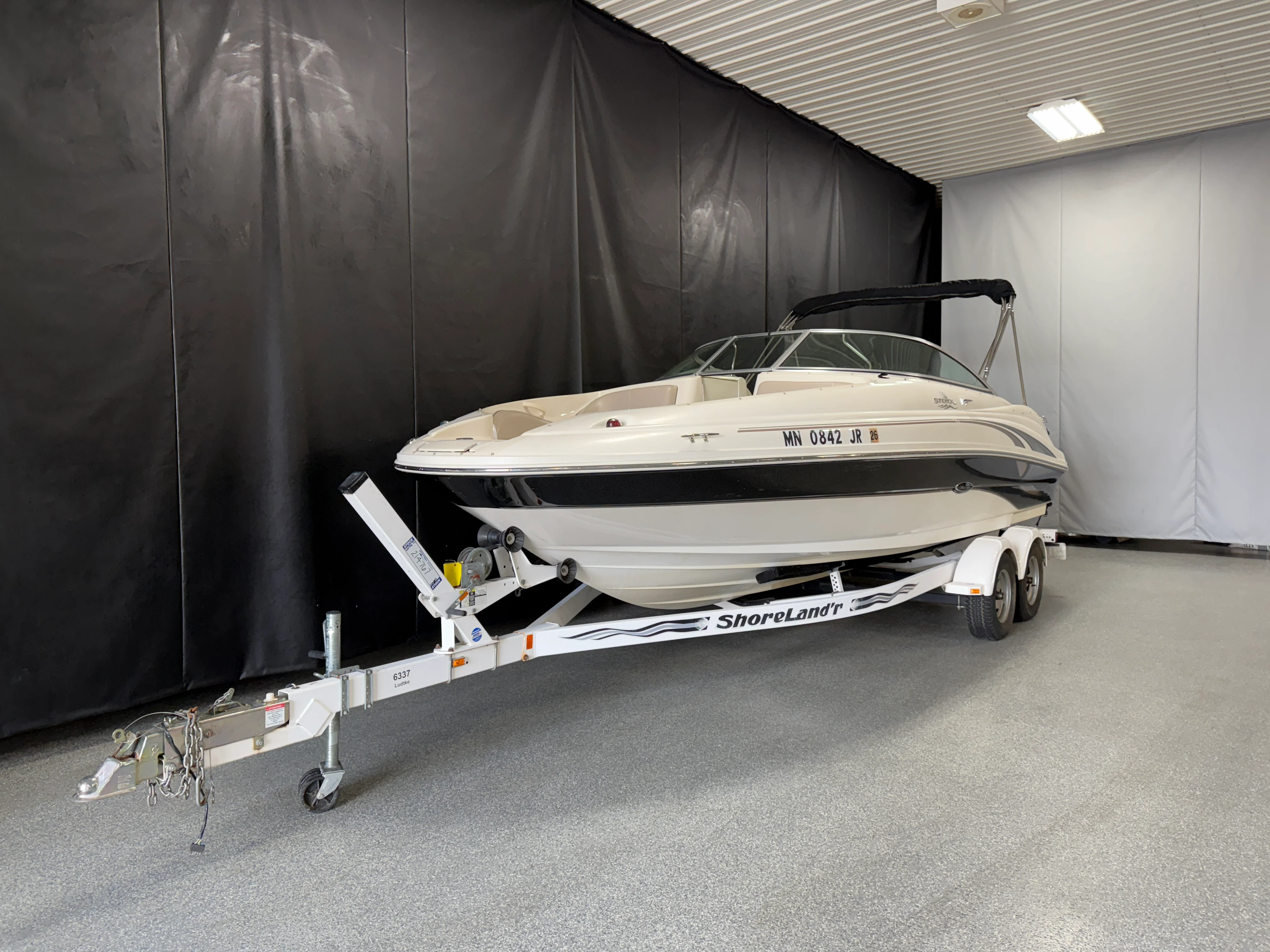 2003 Sea Ray 220 SUNDECK Image Thumbnail #1