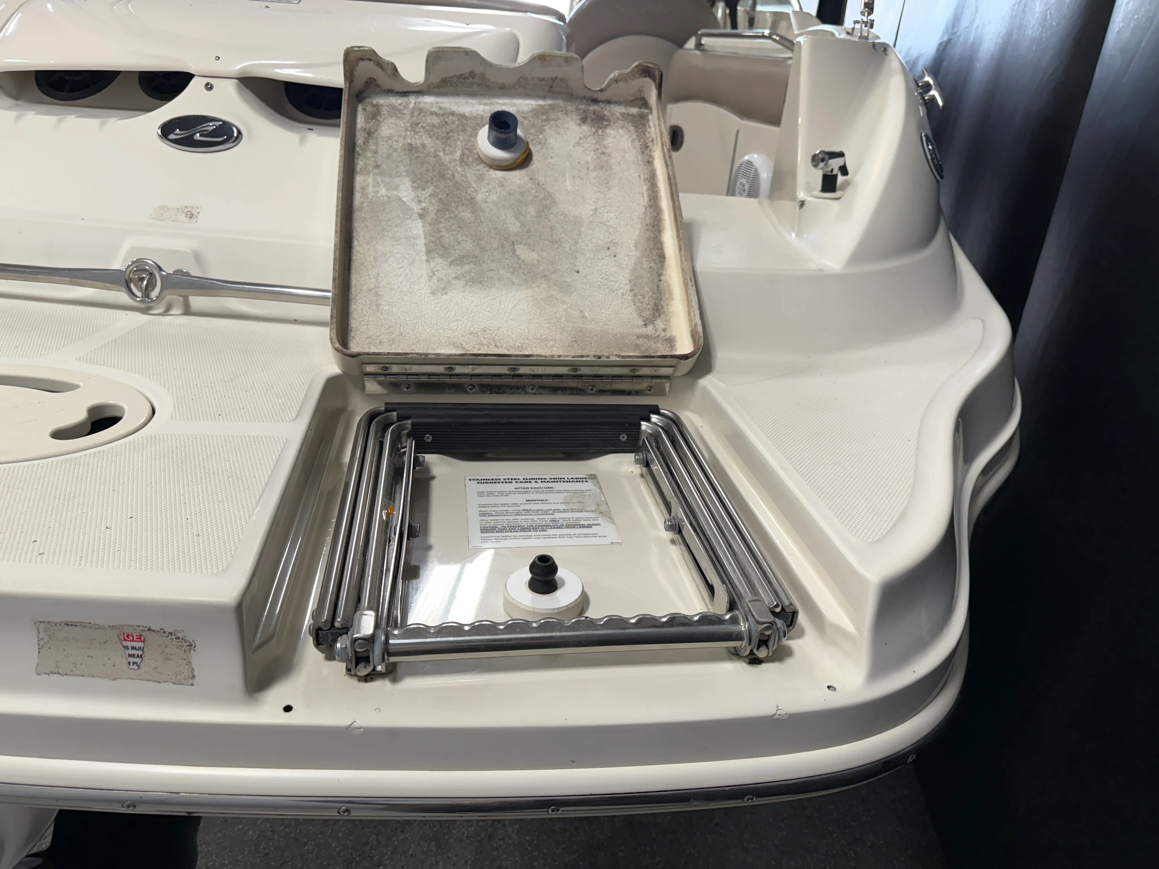 2003 Sea Ray 220 SUNDECK Image Thumbnail #21