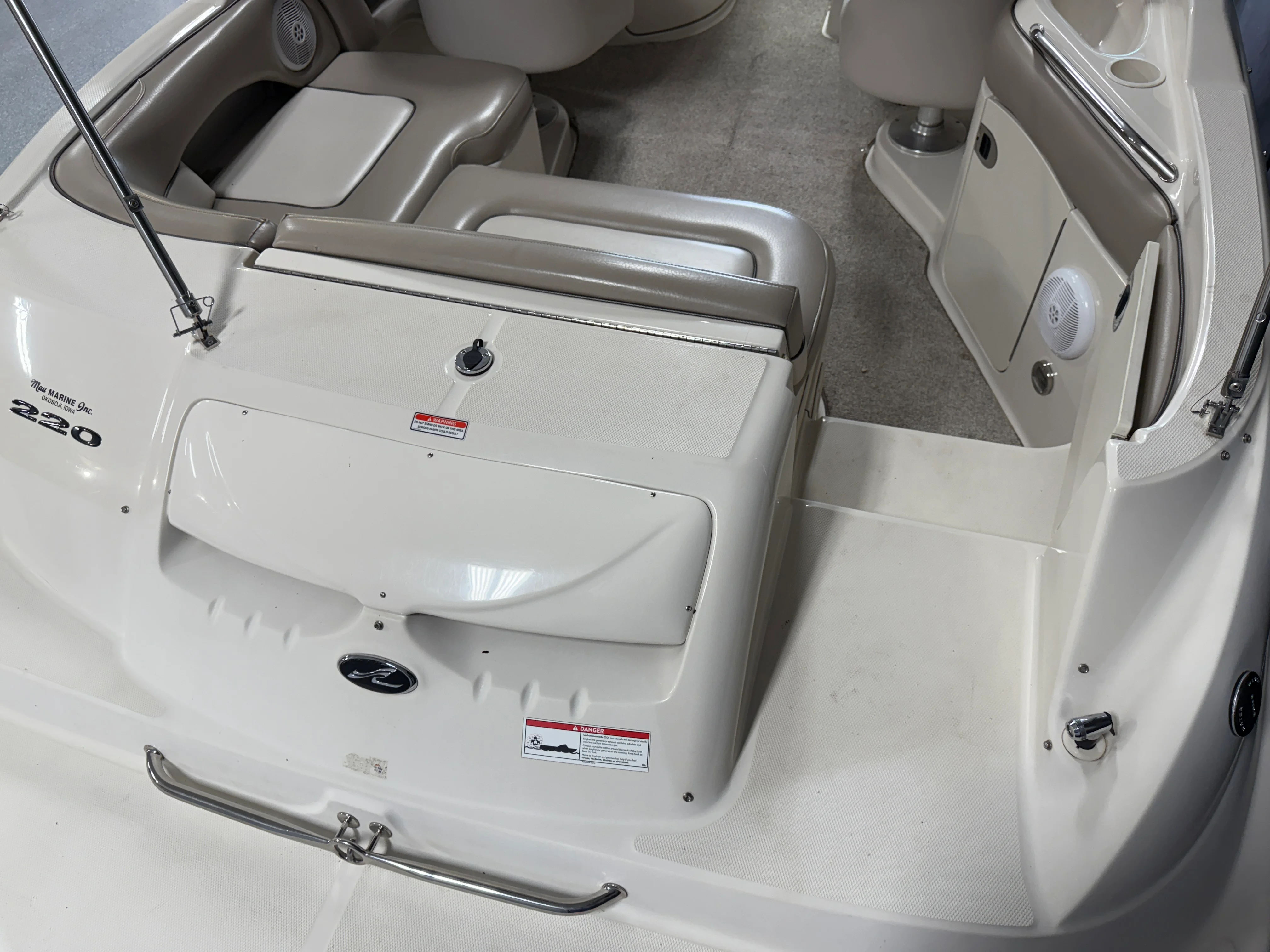 2003 Sea Ray 220 SUNDECK Image Thumbnail #24