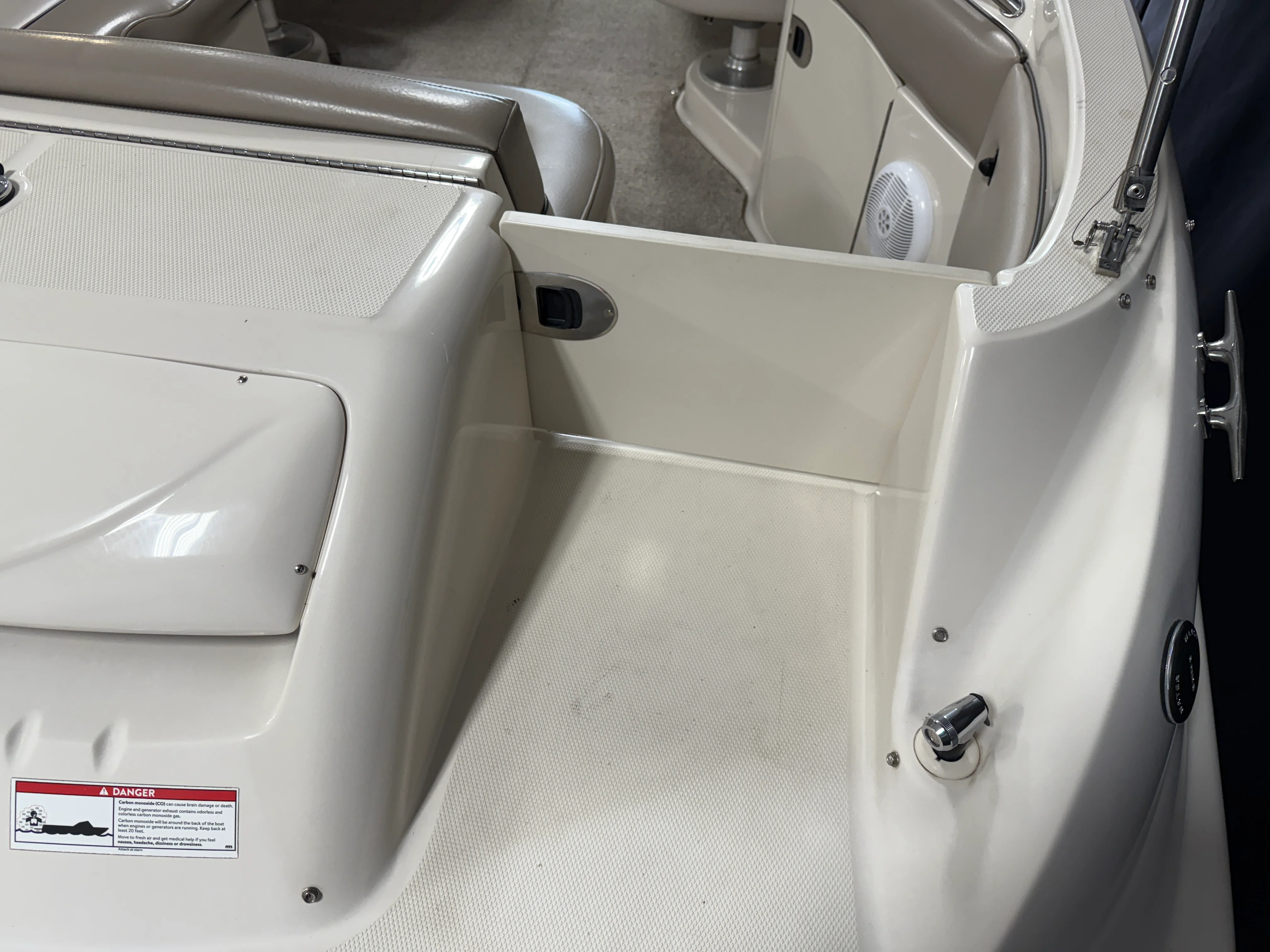 2003 Sea Ray 220 SUNDECK Image Thumbnail #27