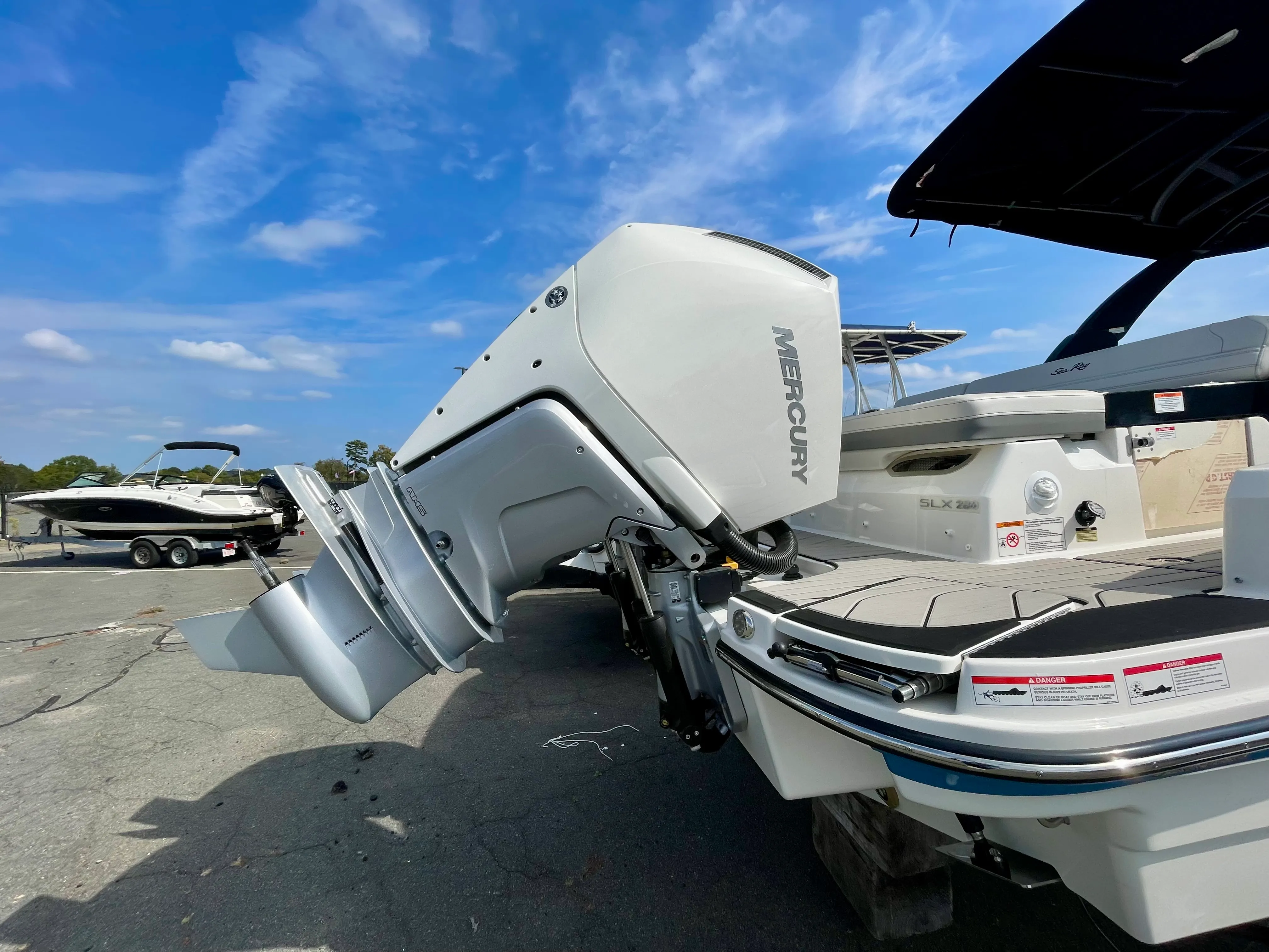 2026 Sea Ray SLX 280 Outboard Image Thumbnail #1