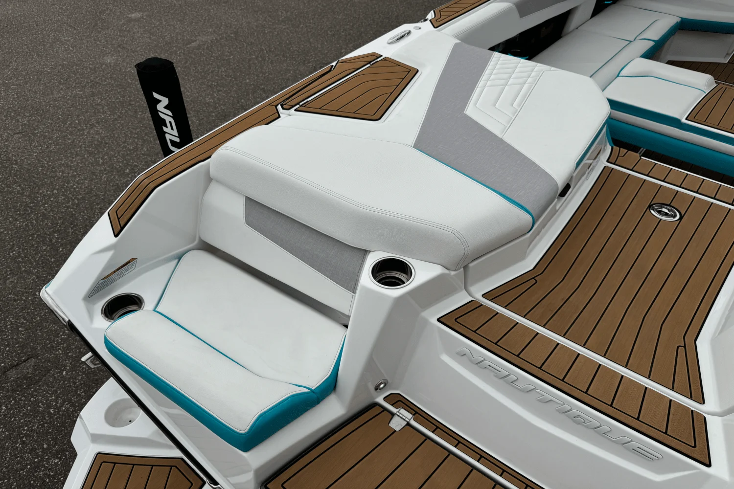2022 Nautique Super Air Nautique G25 Image Thumbnail #9
