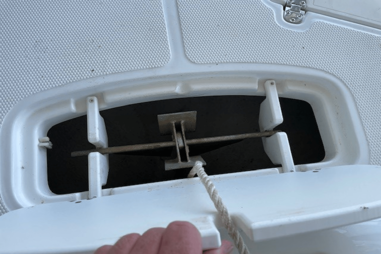 2018 Sun Tracker TAHOE 2150 Image Thumbnail #23
