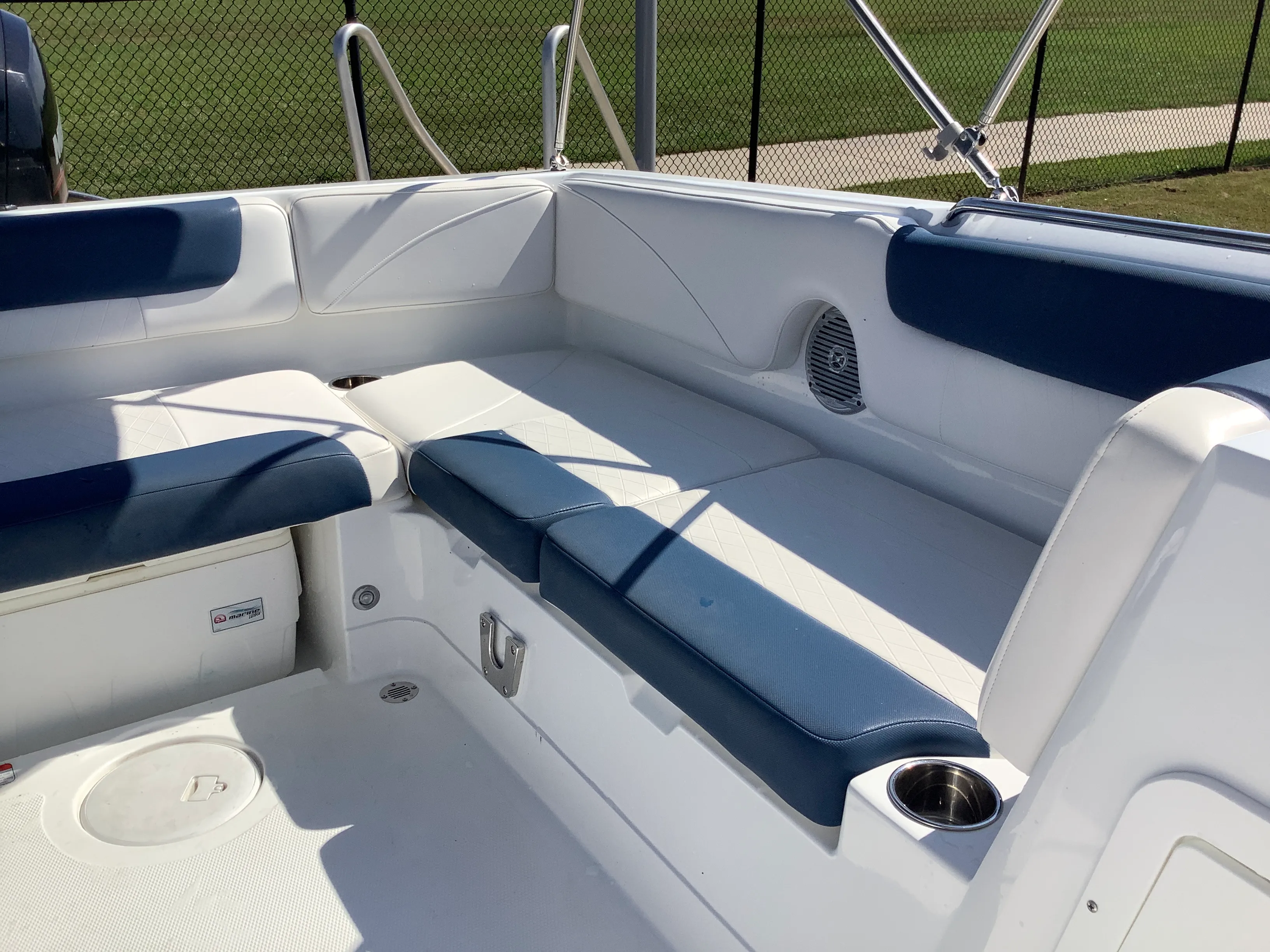 2018 Sun Tracker TAHOE 2150 Image Thumbnail #8