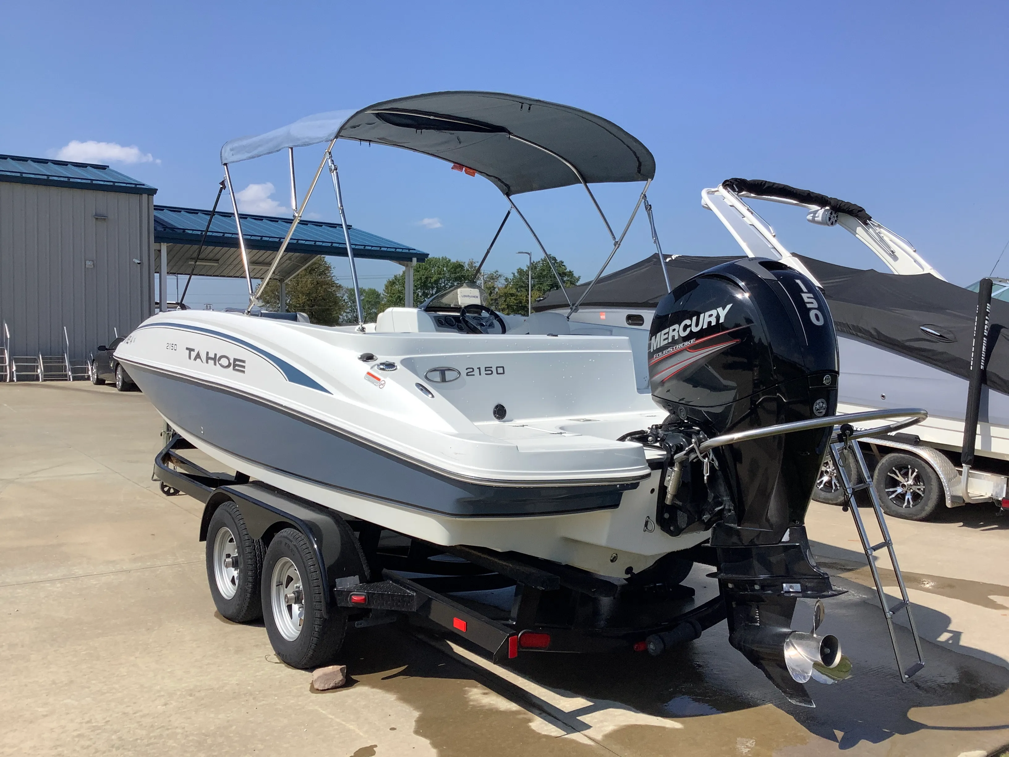 2018 Sun Tracker TAHOE 2150 Image Thumbnail #3