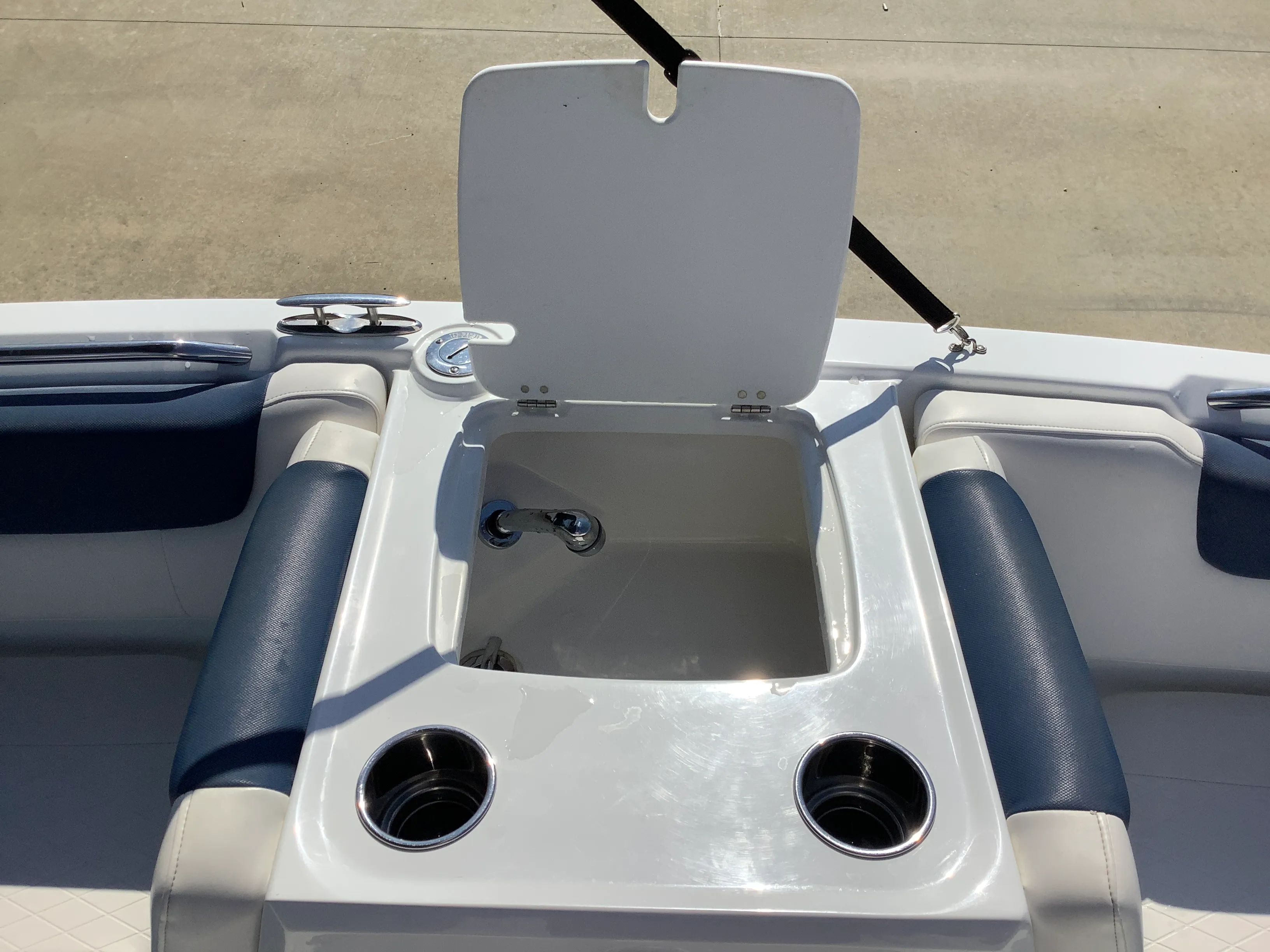 2018 Sun Tracker TAHOE 2150 Image Thumbnail #15