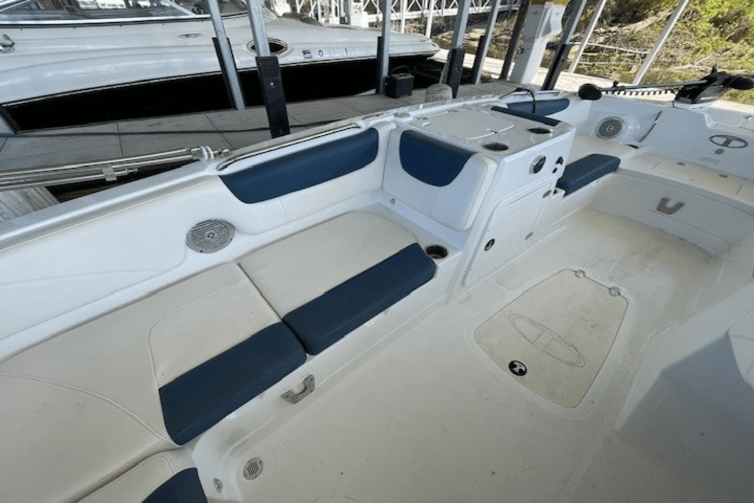 2018 Sun Tracker TAHOE 2150 Image Thumbnail #5