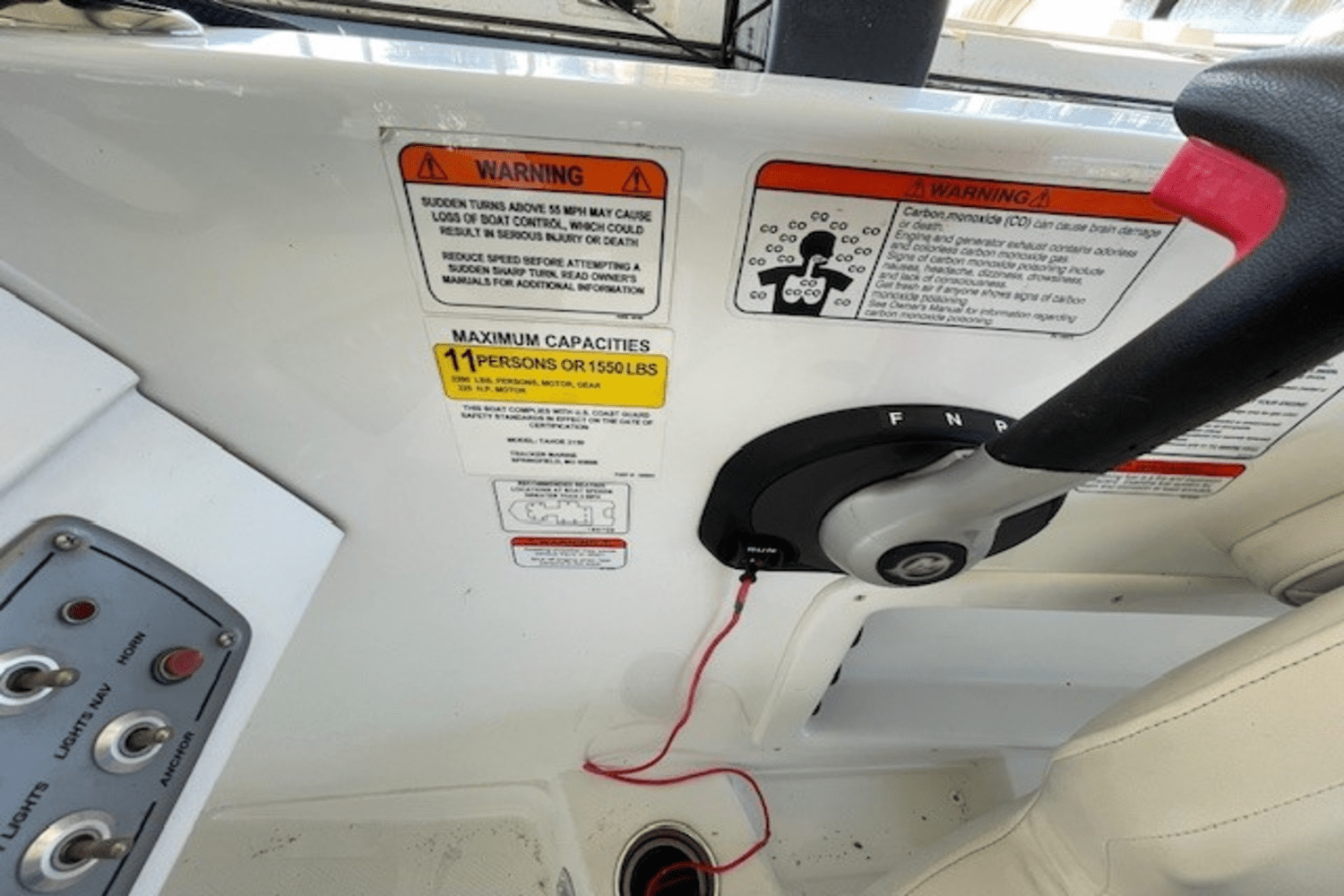 2018 Sun Tracker TAHOE 2150 Image Thumbnail #10