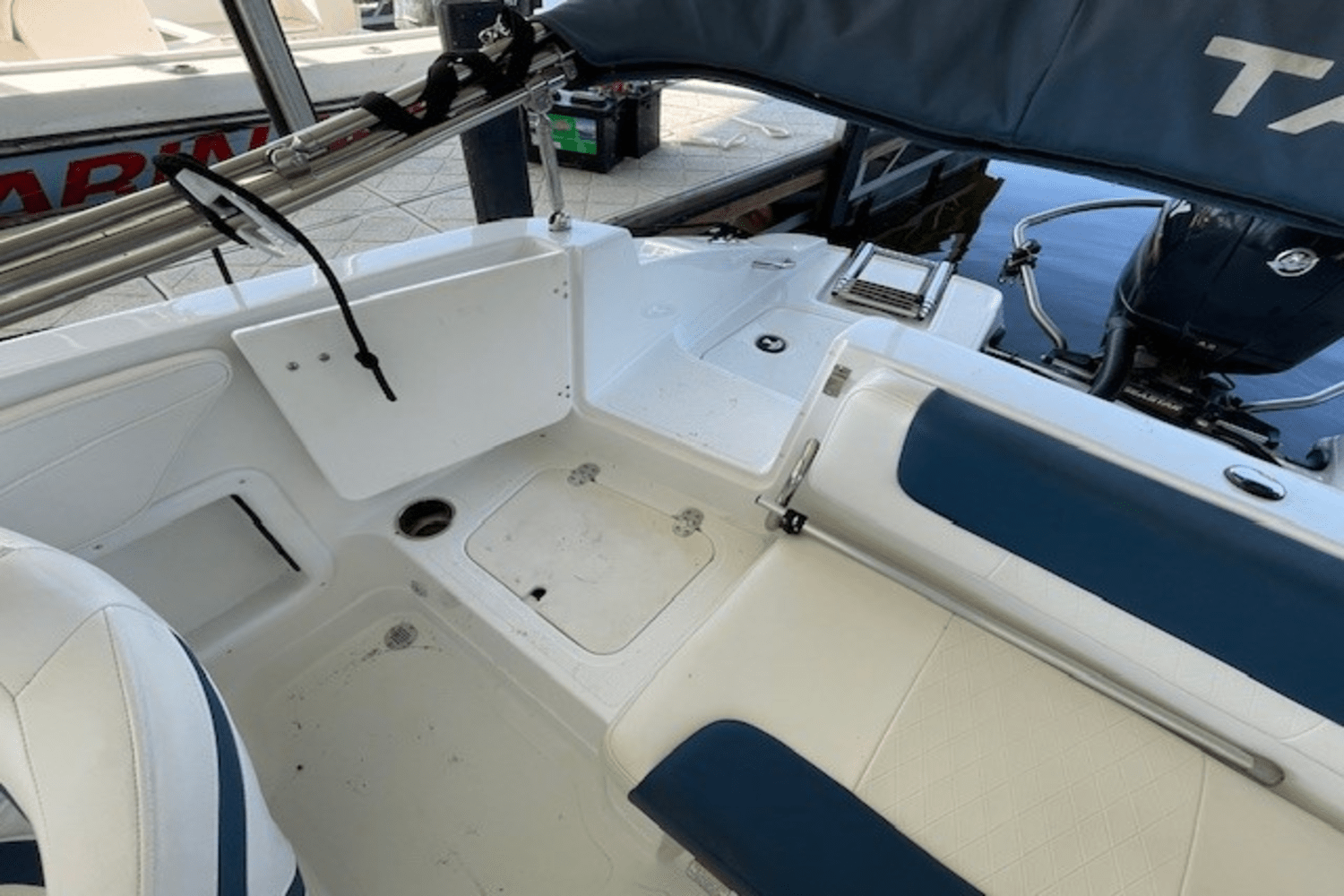 2018 Sun Tracker TAHOE 2150 Image Thumbnail #3