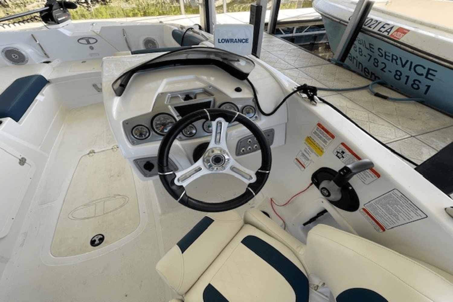 2018 Sun Tracker TAHOE 2150 Image Thumbnail #8