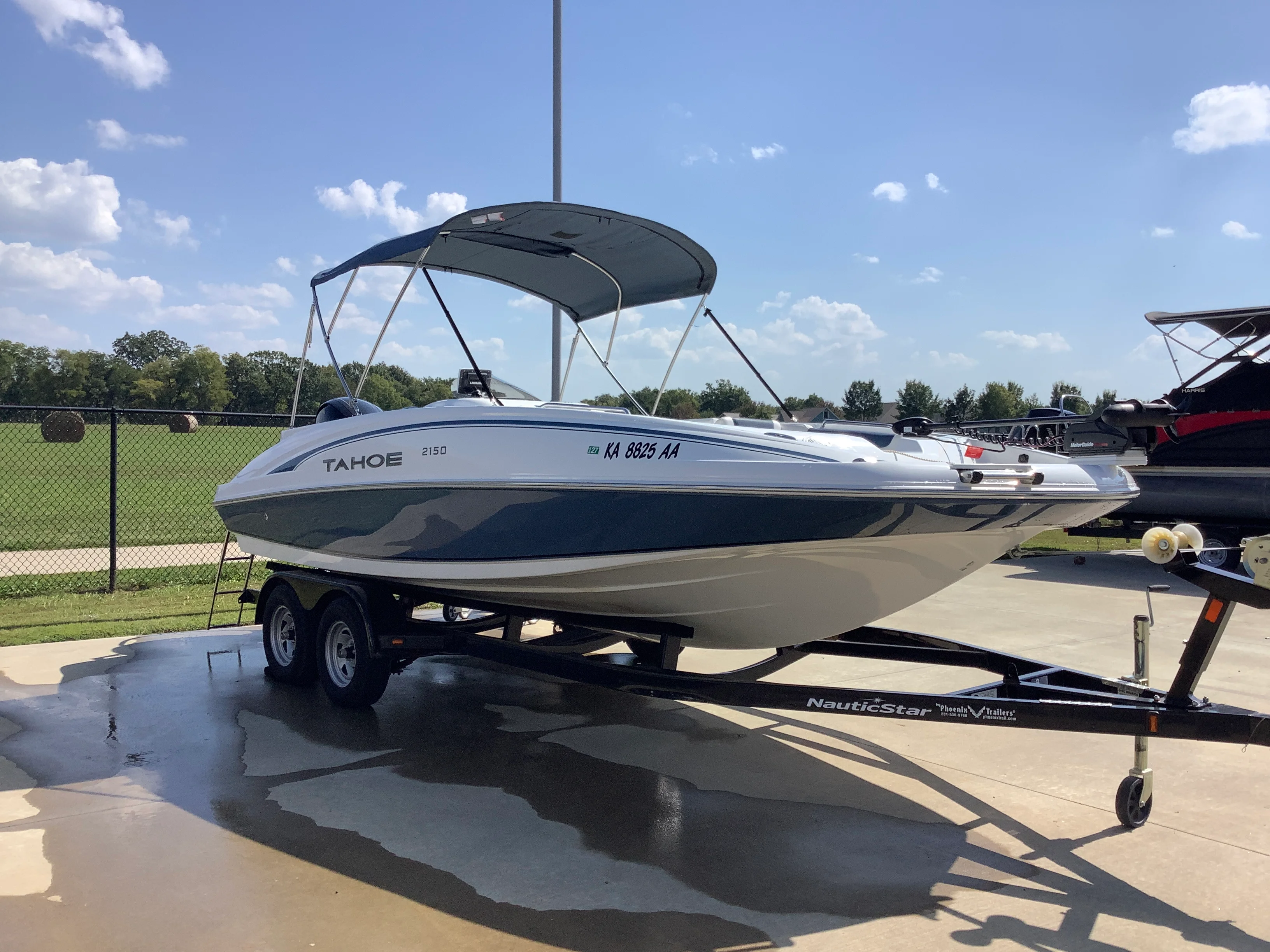 2018 Sun Tracker TAHOE 2150 Image Thumbnail #1