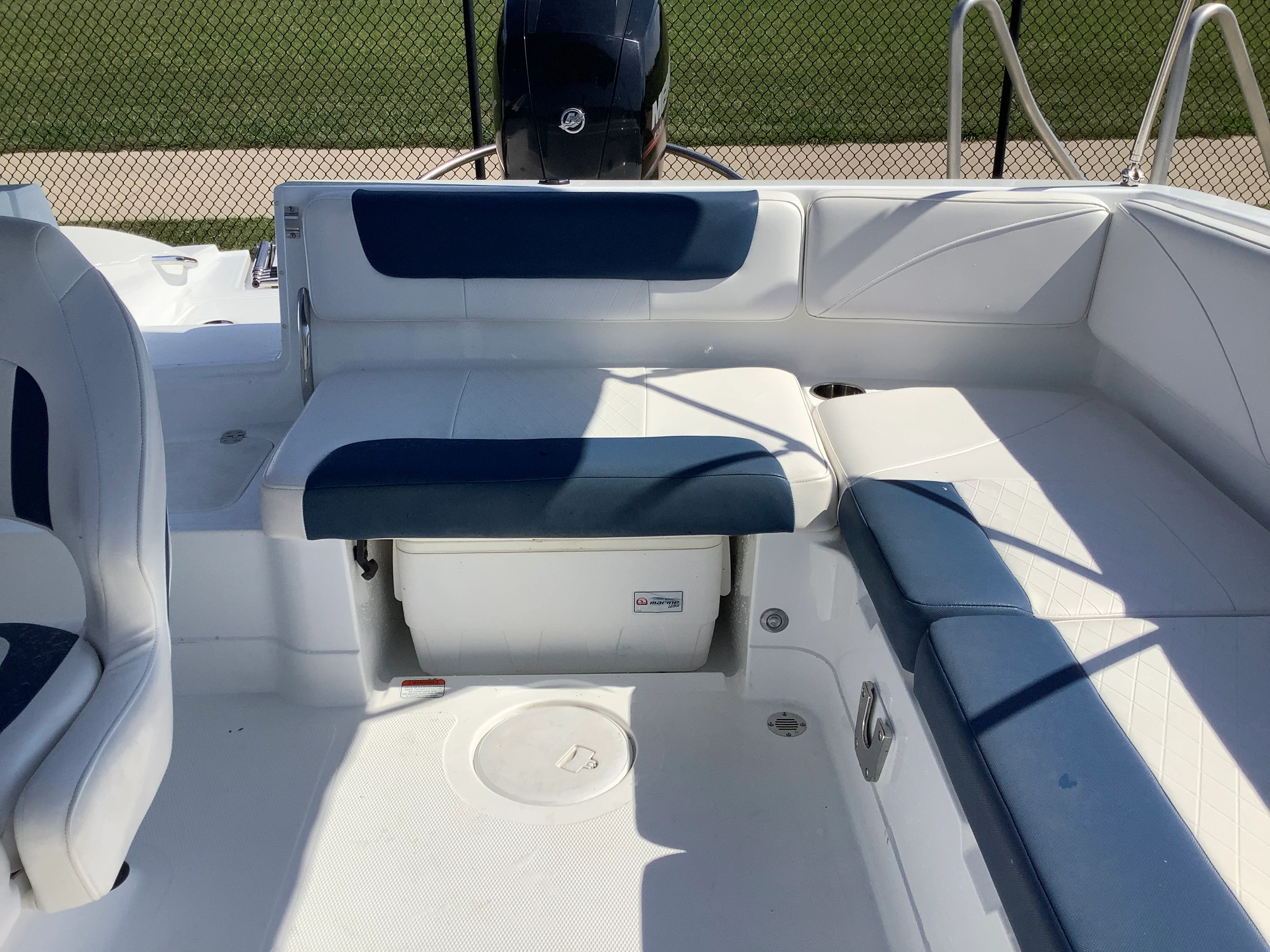 2018 Sun Tracker TAHOE 2150 Image Thumbnail #9