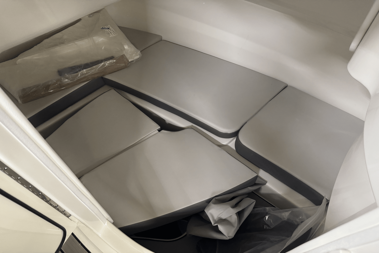2026 Sea Ray SDX 230 Image Thumbnail #27