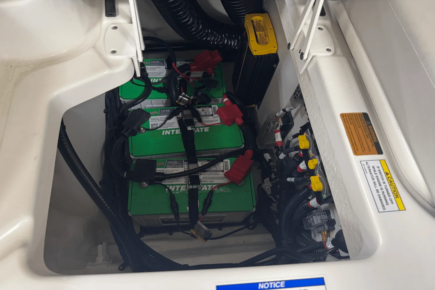 2026 Sea Ray SDX 230 Image Thumbnail #33