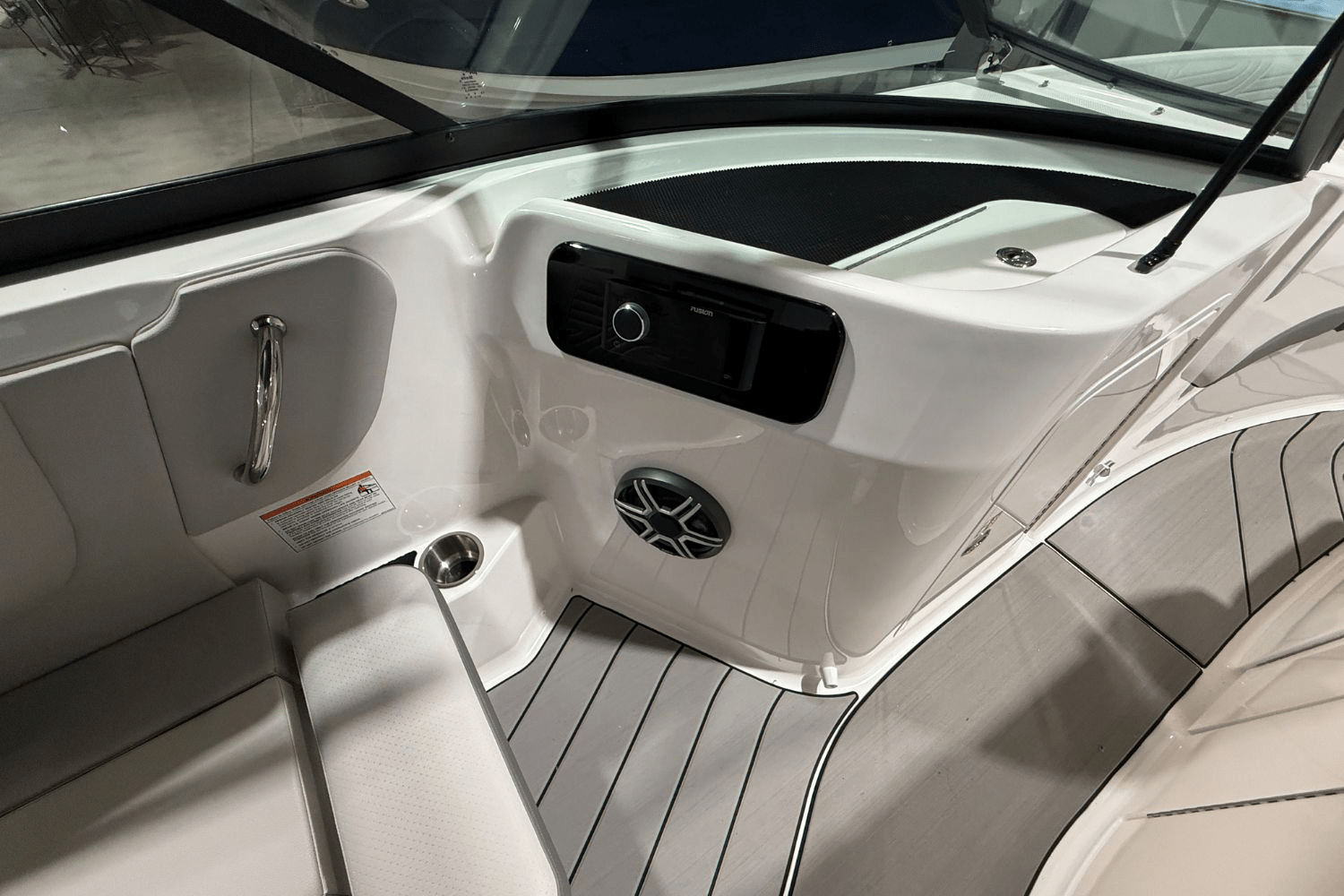 2026 Sea Ray SDX 230 Surf Image Thumbnail #14