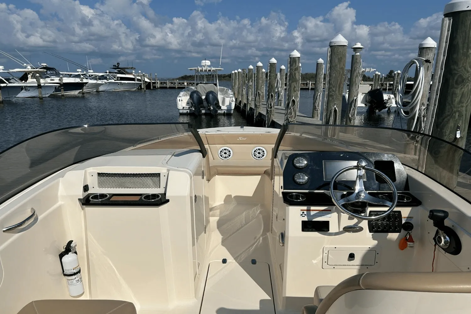 2022 Scout 215 DORADO Image Thumbnail #16