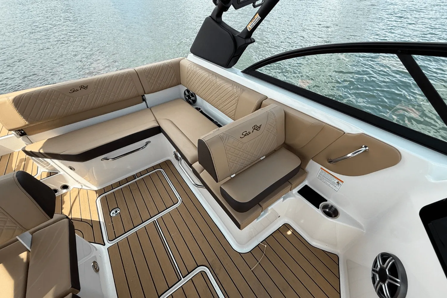 2026 Sea Ray SDX 230 Surf Image Thumbnail #12