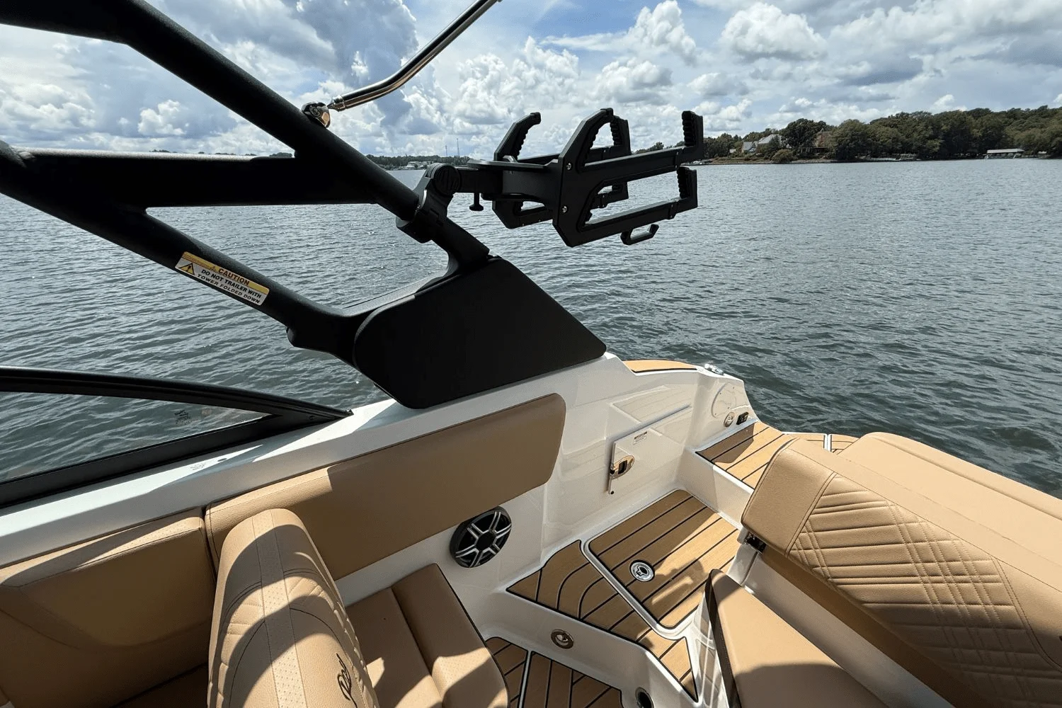 2026 Sea Ray SDX 230 Surf Image Thumbnail #13