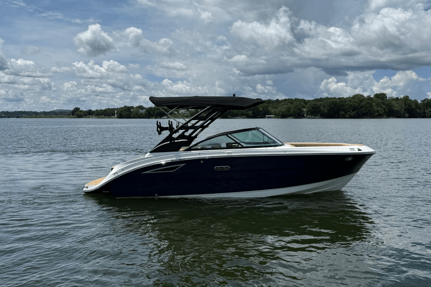 2026 Sea Ray SDX 230 Surf Image Thumbnail #5