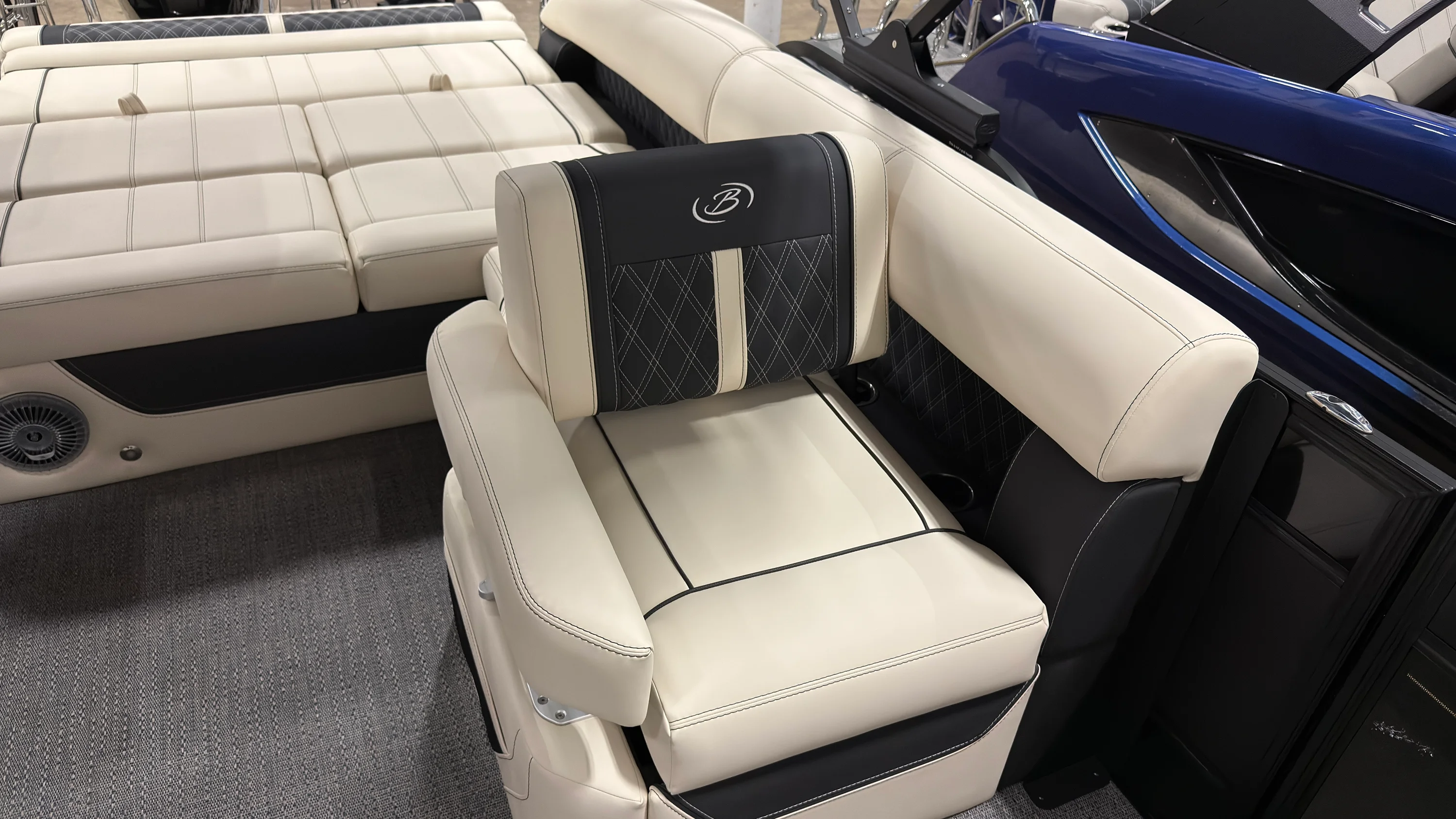 2026 Barletta Lusso 25 U Image Thumbnail #9