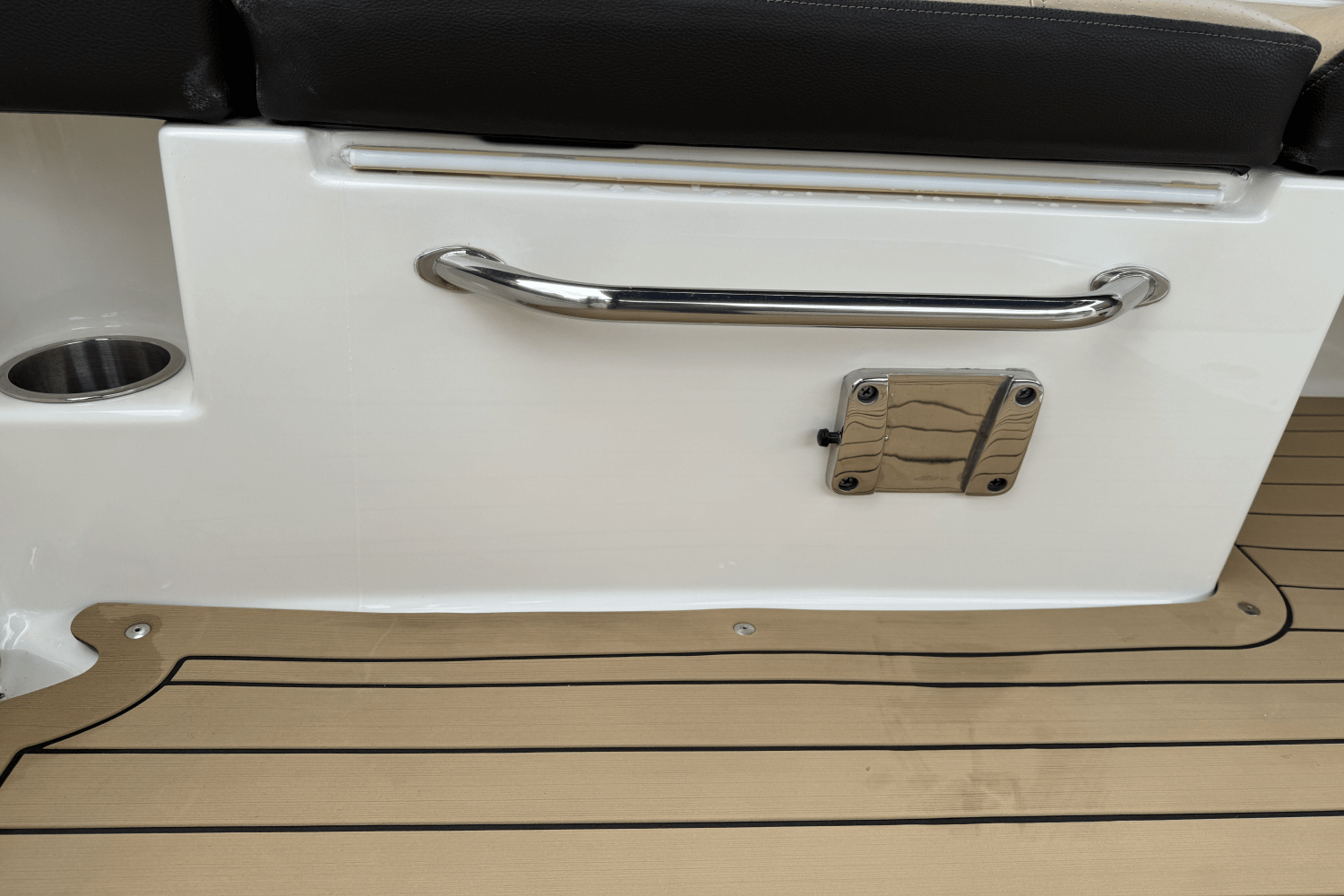 2021 Sea Ray SDX 290 OB Image Thumbnail #7