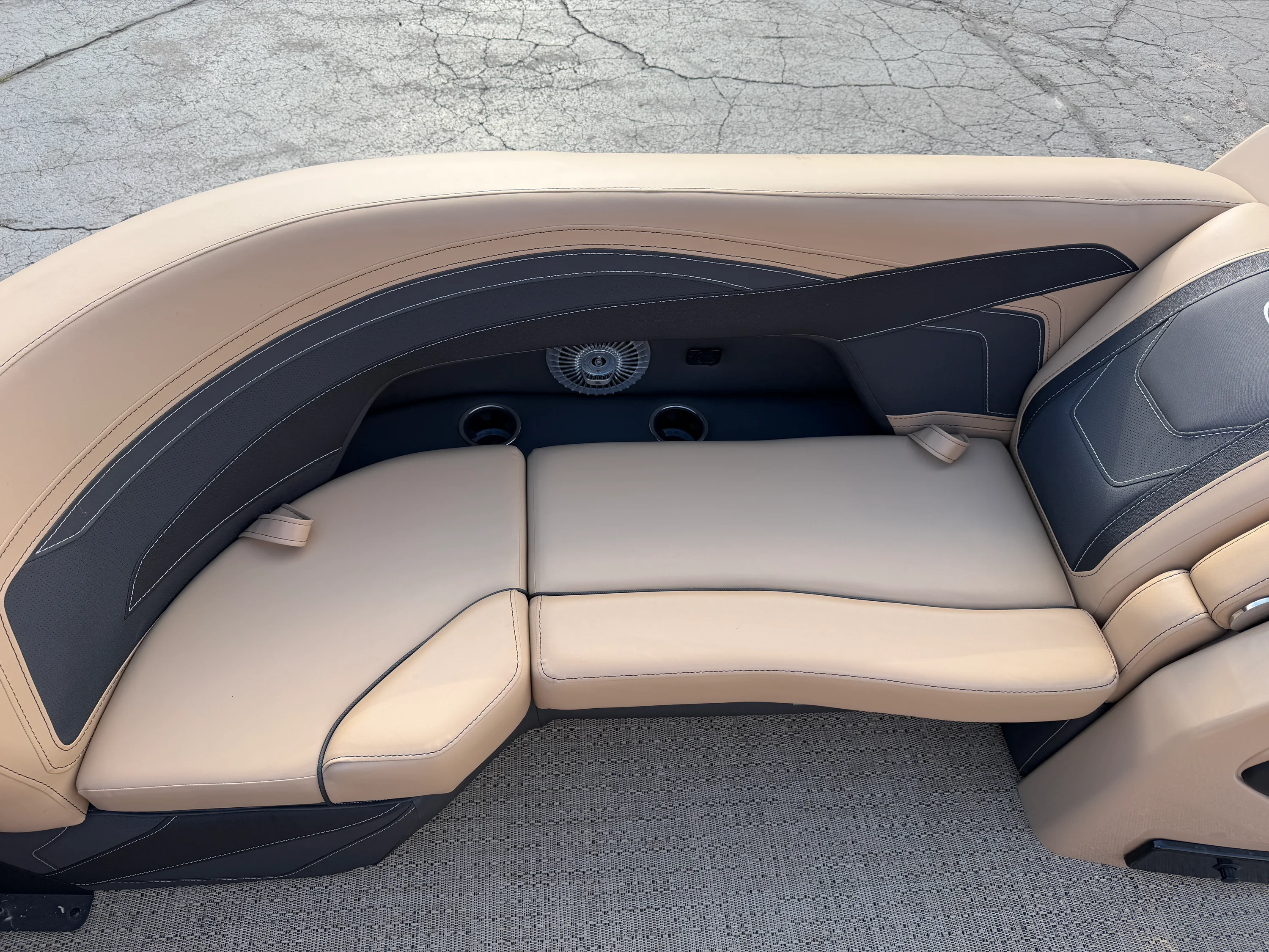 2026 Barletta Cabrio 22 M Image Thumbnail #20