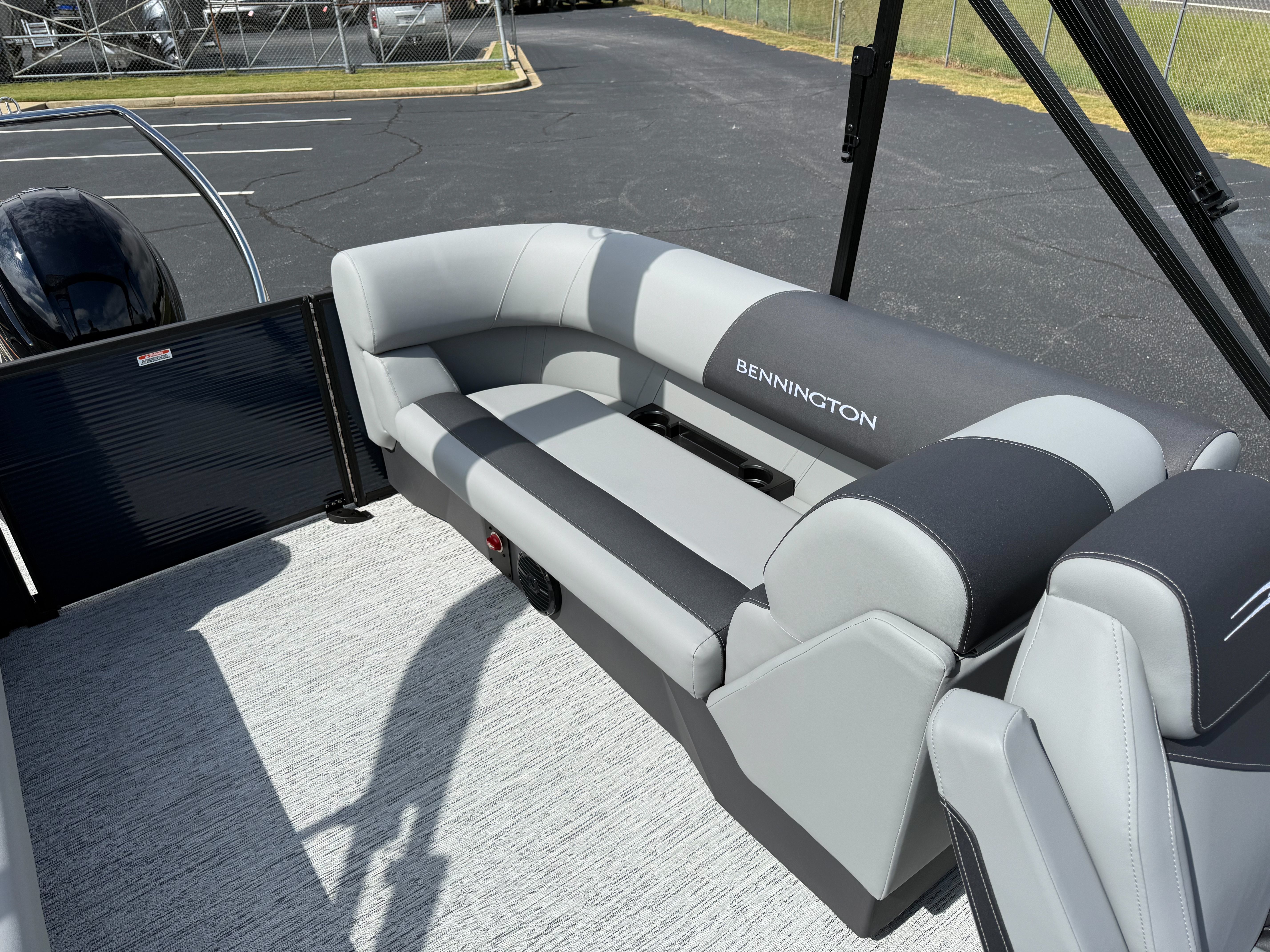 2026 Bennington 22SSR Image Thumbnail #11