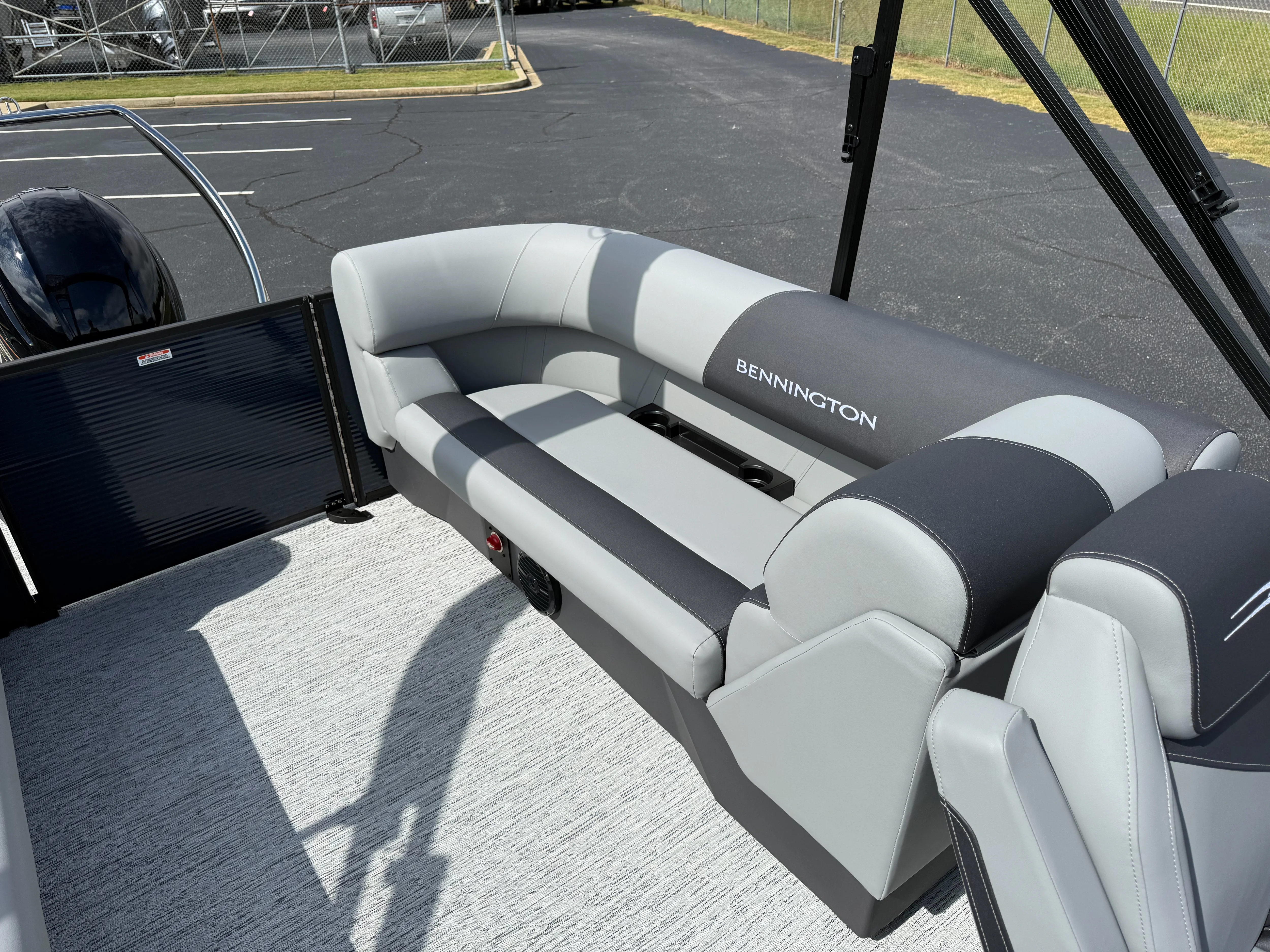 2026 Bennington 22SSR Image Thumbnail #11