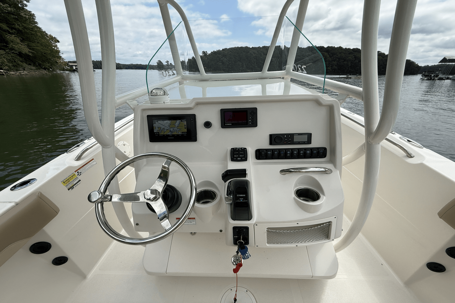 2021 Sailfish 220 CC Image Thumbnail #24