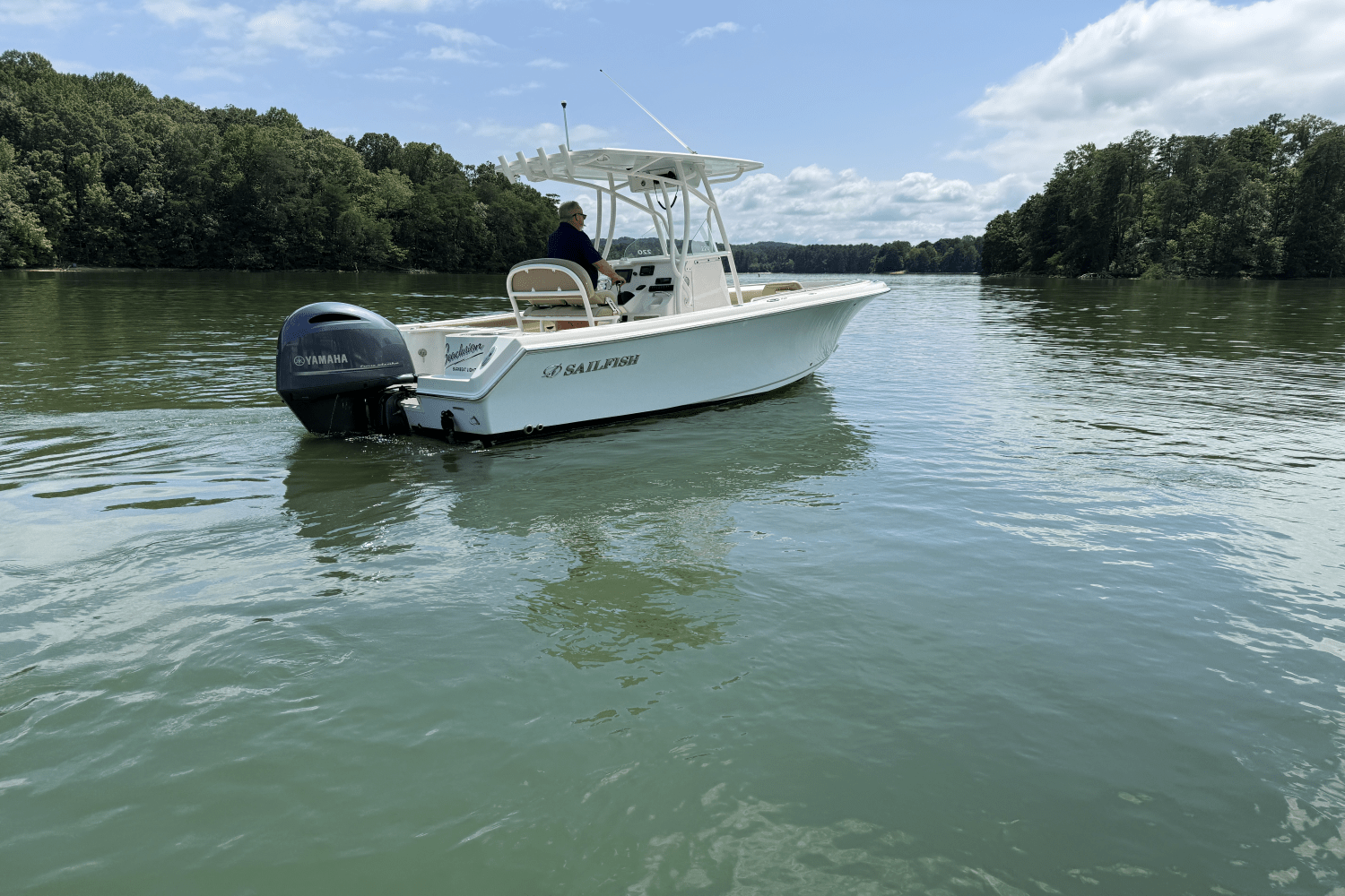 2021 Sailfish 220 CC Image Thumbnail #5