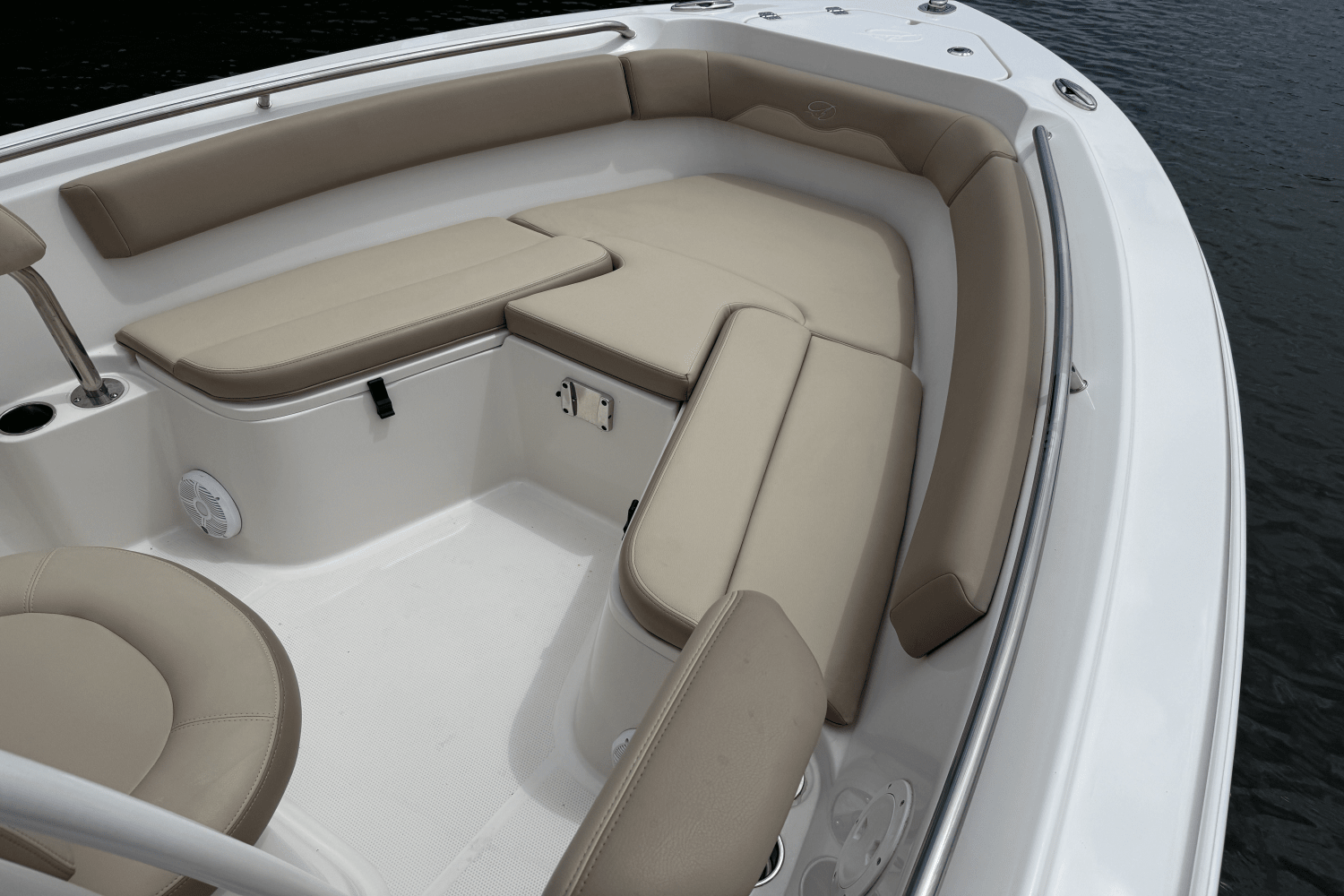 2021 Sailfish 220 CC Image Thumbnail #14