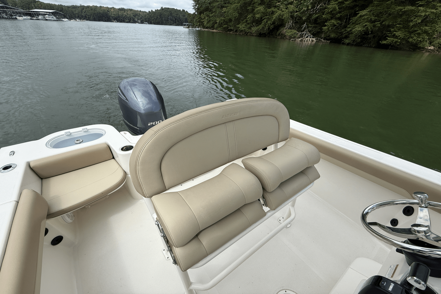 2021 Sailfish 220 CC Image Thumbnail #17