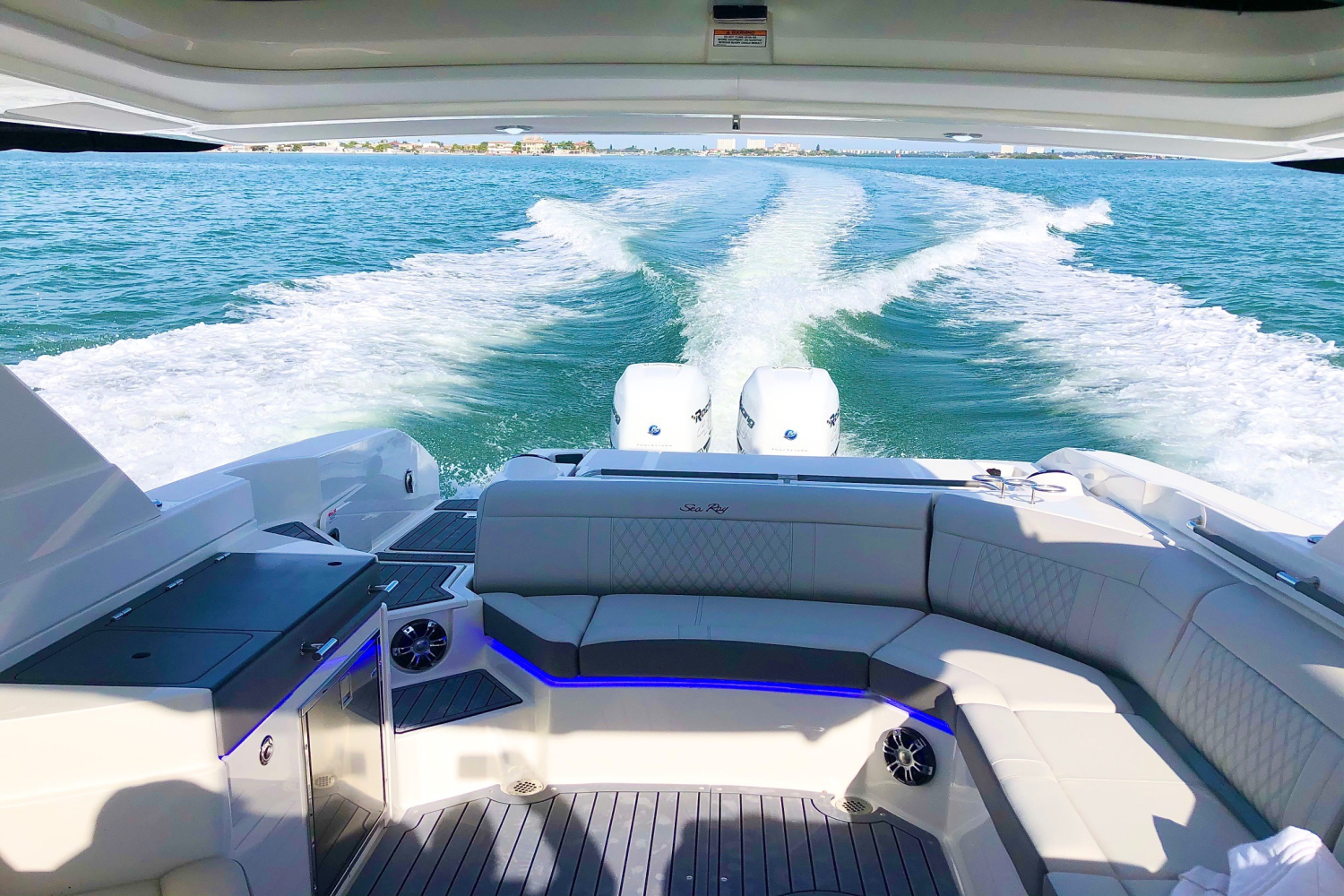 2020 Sea Ray 350 SLX OB Image Thumbnail #5