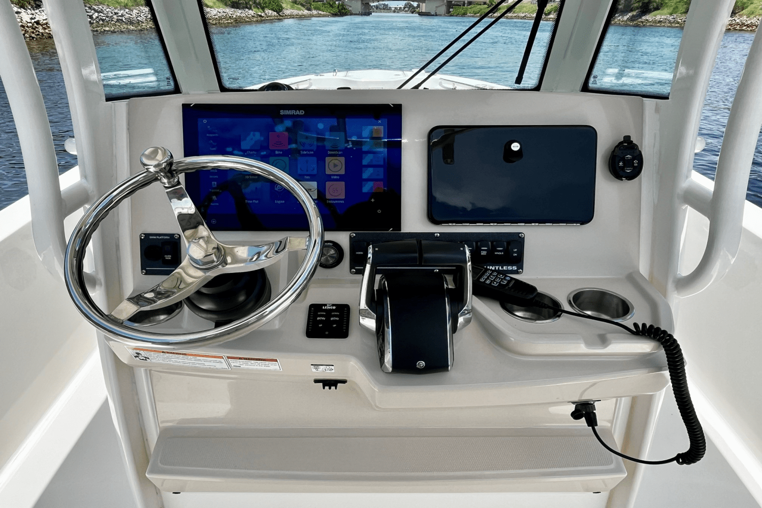 2023 Boston Whaler 280 DAUNTLESS Image Thumbnail #15