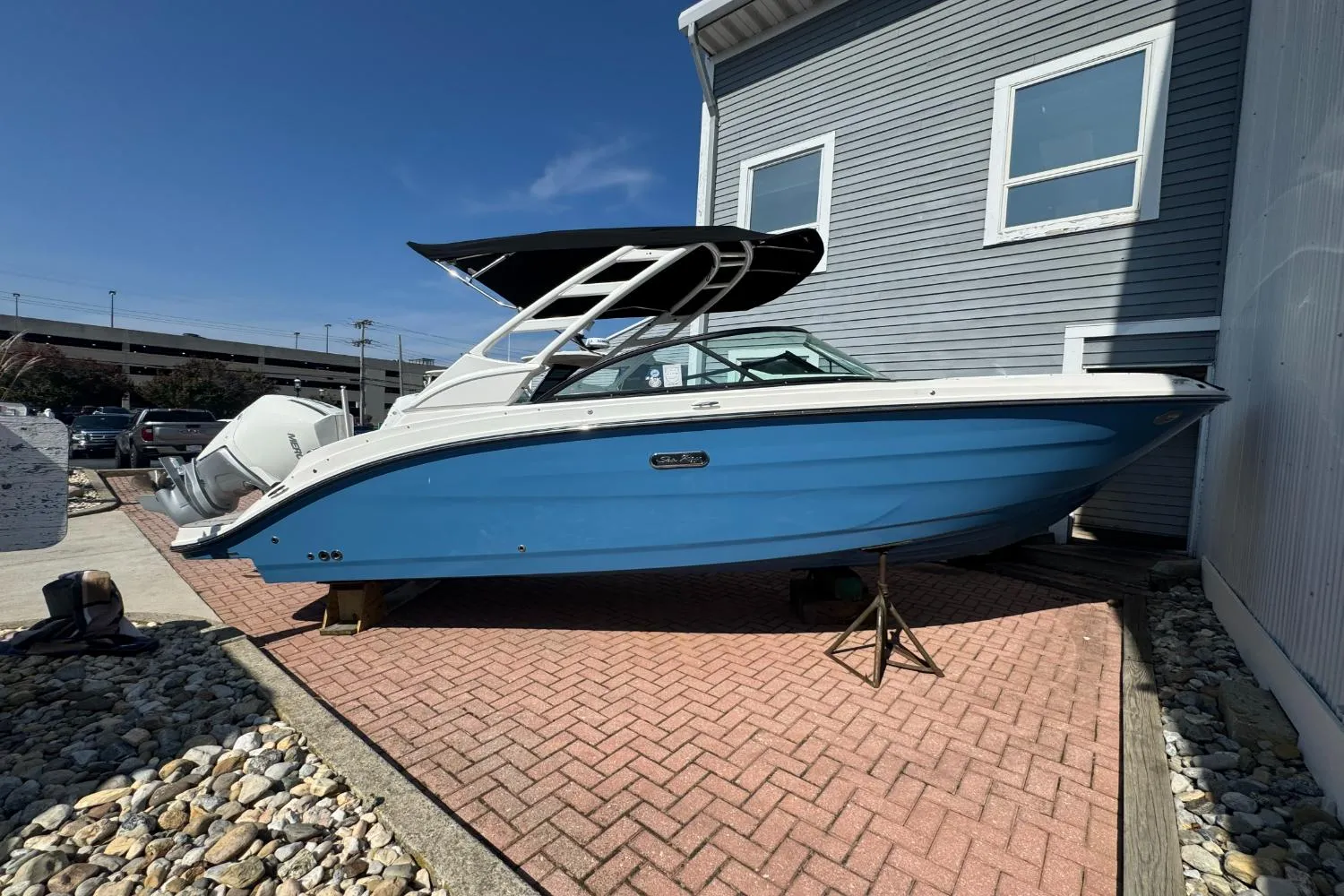 2026 Sea Ray SDX 230 Outboard Image Thumbnail #0