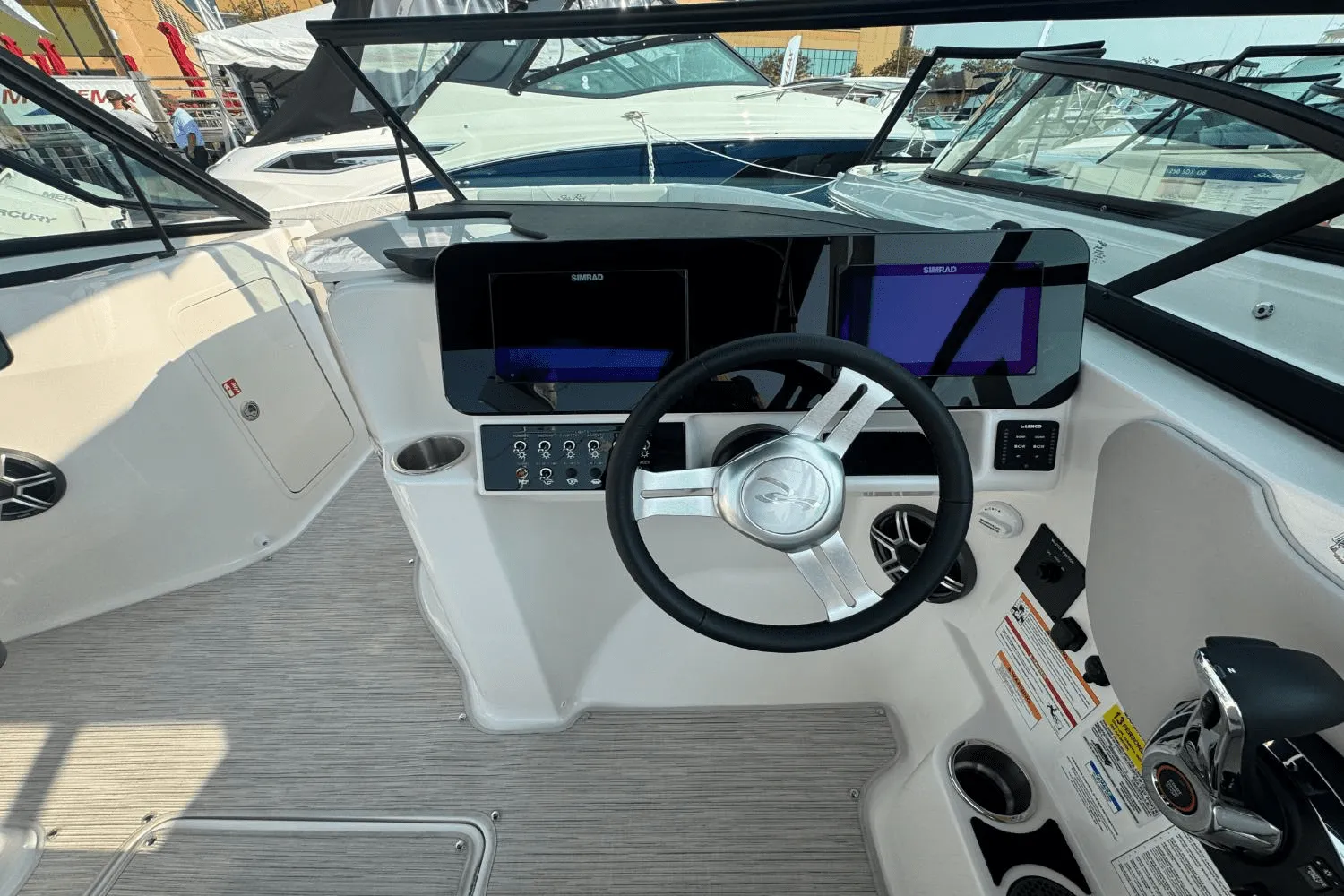 2026 Sea Ray SDX 230 Outboard Image Thumbnail #26